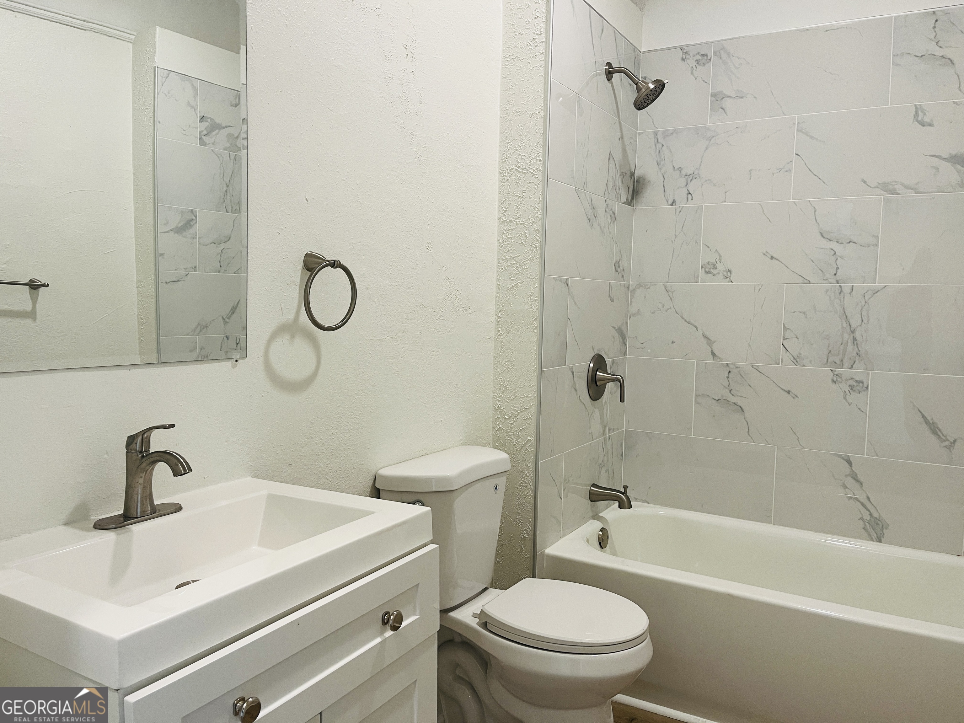 410 Alford Street Property Photo 17