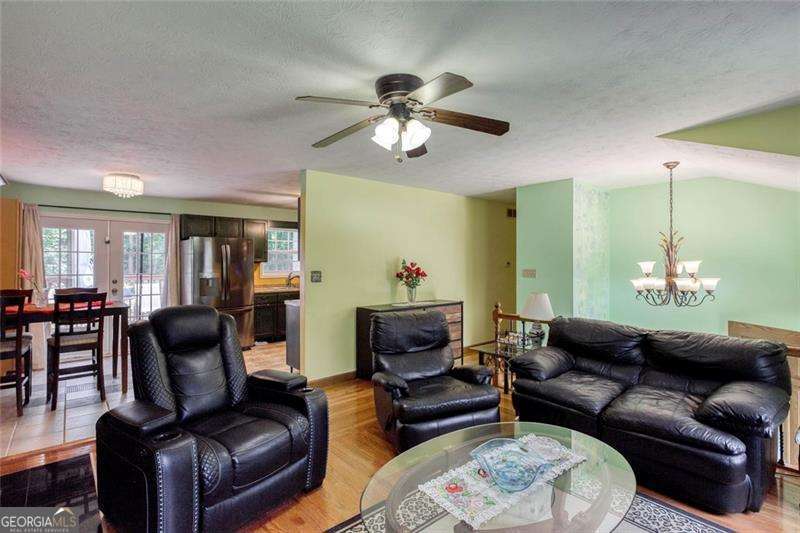 205 Emily Drive Property Photo 6