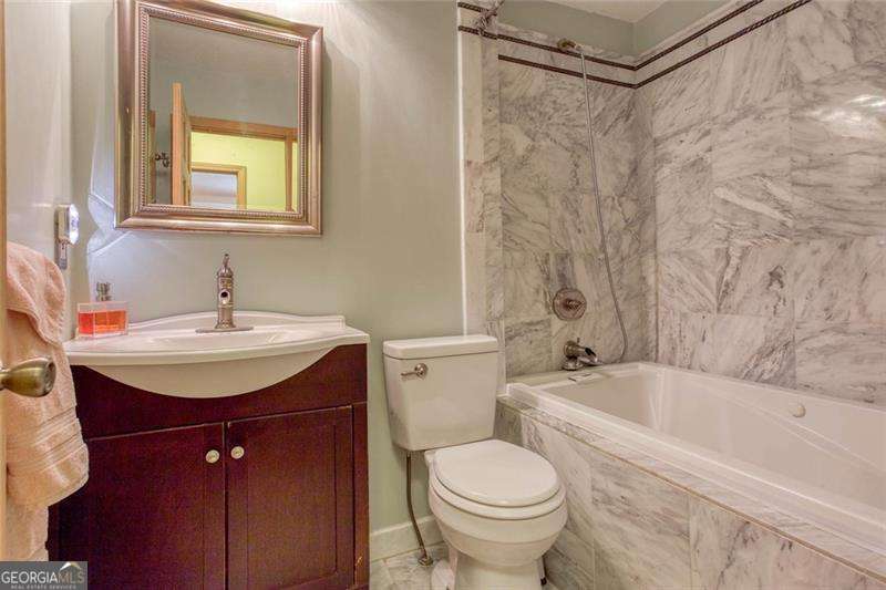 205 Emily Drive Property Photo 24