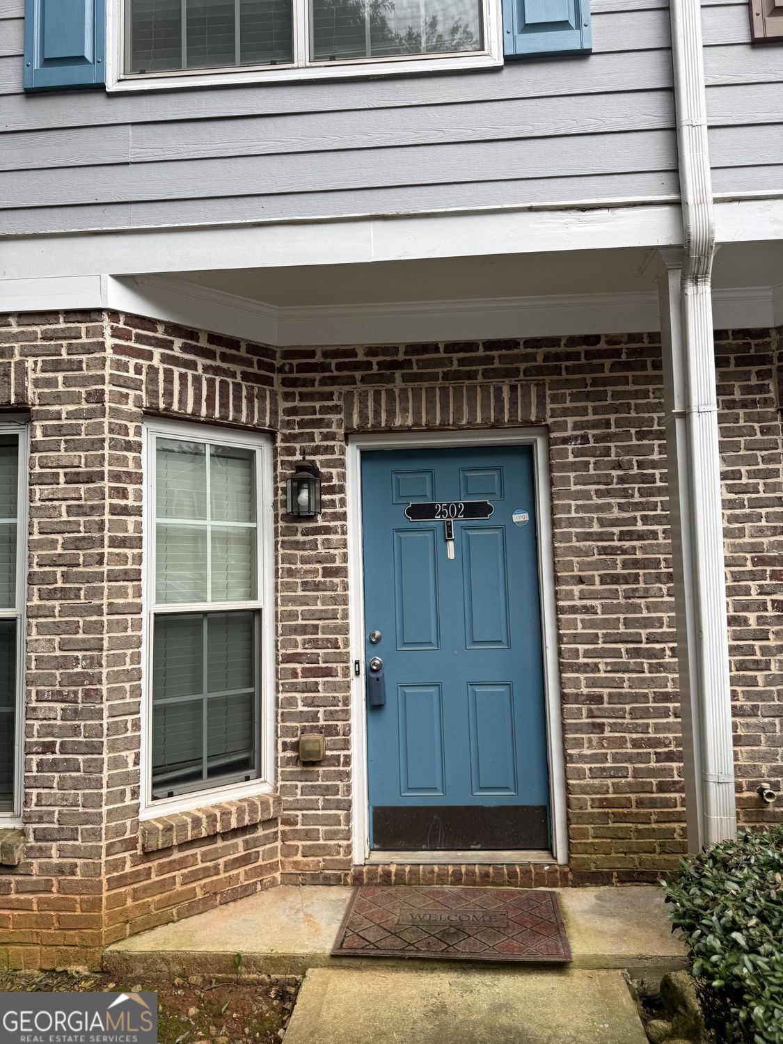 2502 Walden Lake Drive Property Photo 2
