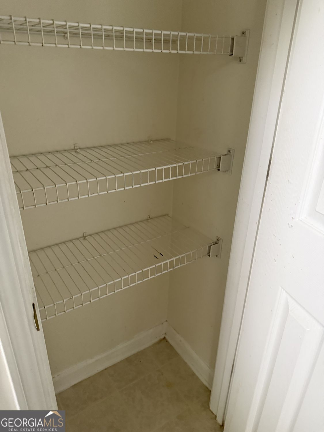 2502 Walden Lake Drive Property Photo 7