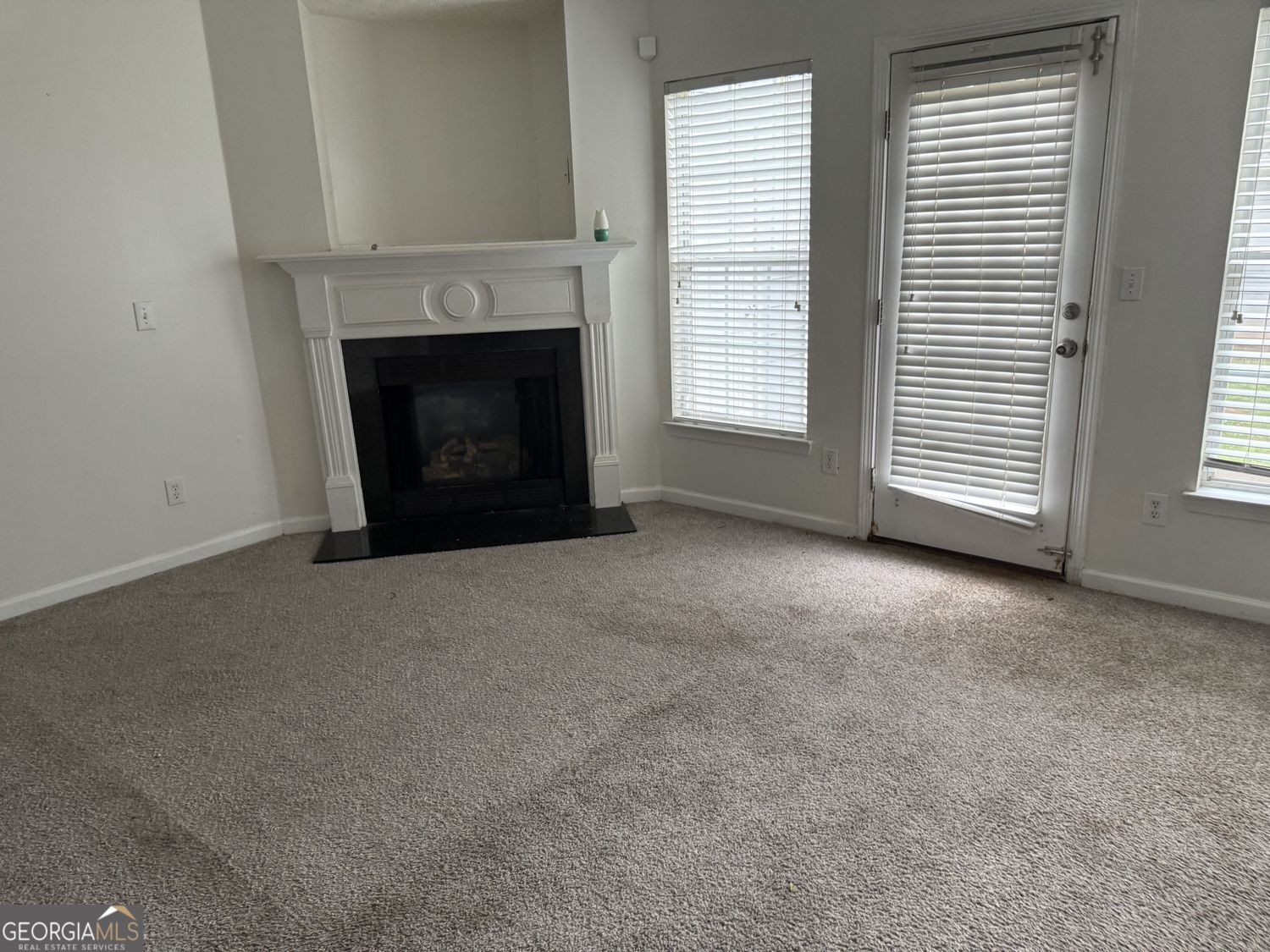 2502 Walden Lake Drive Property Photo 12