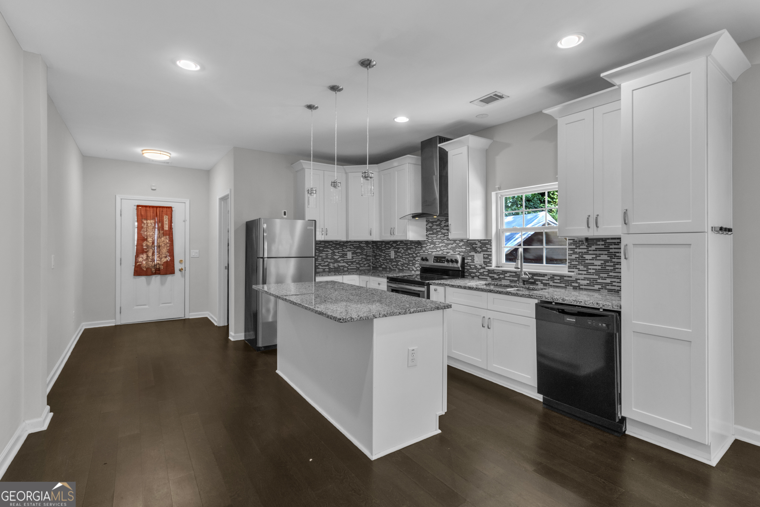 1837 Dunlap Avenue Property Photo 6