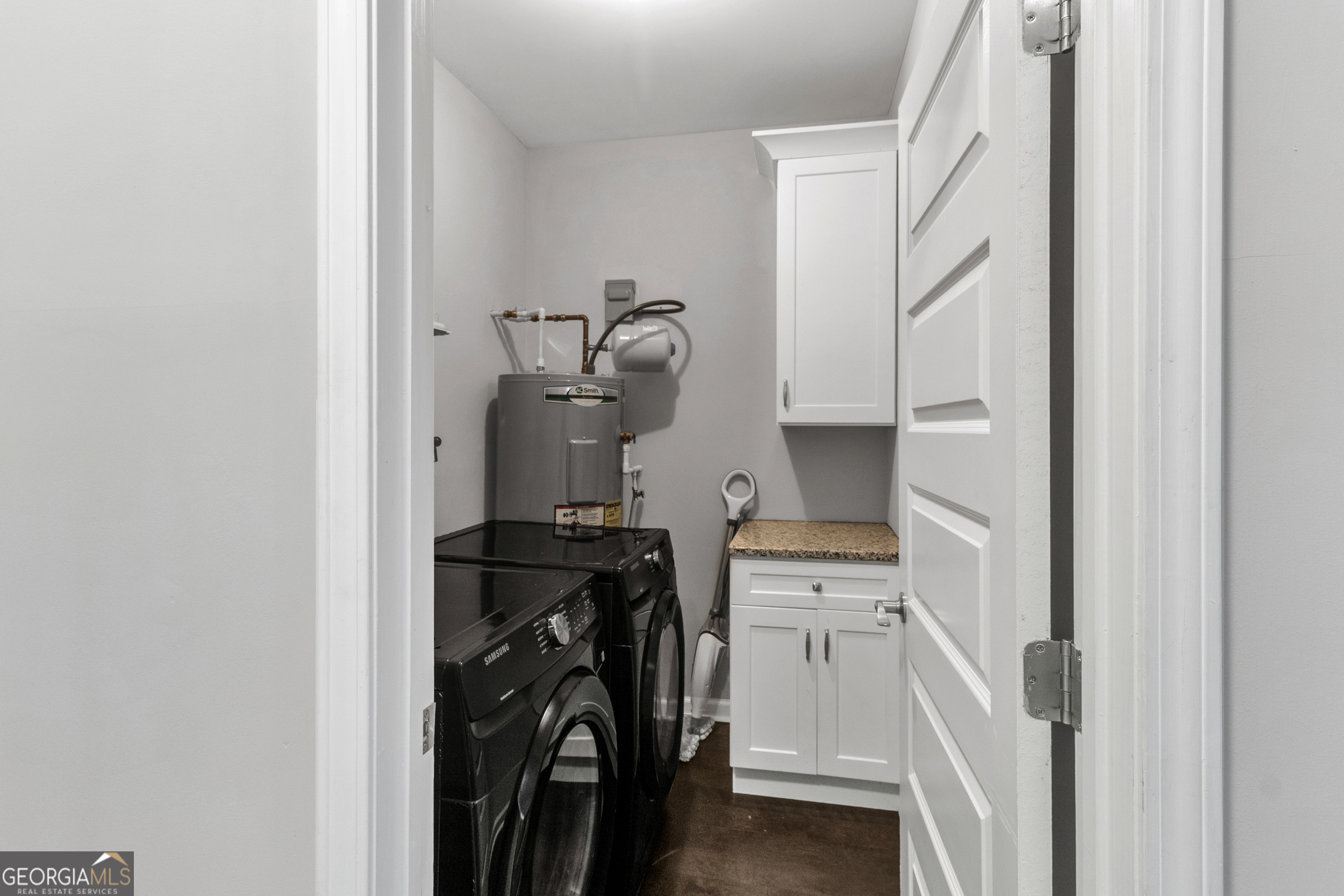 1837 Dunlap Avenue Property Photo 9