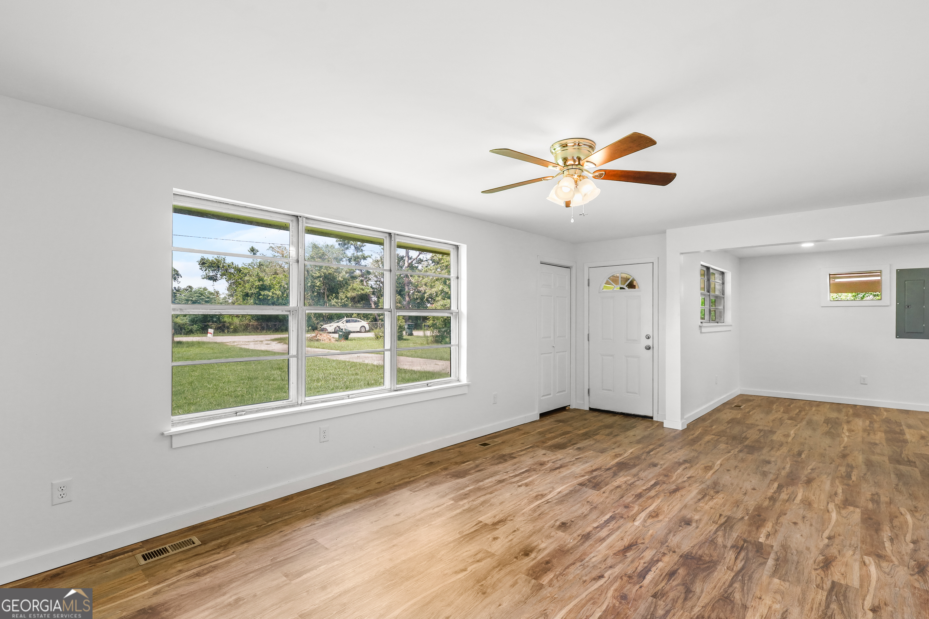 120 Francis Avenue Property Photo 18