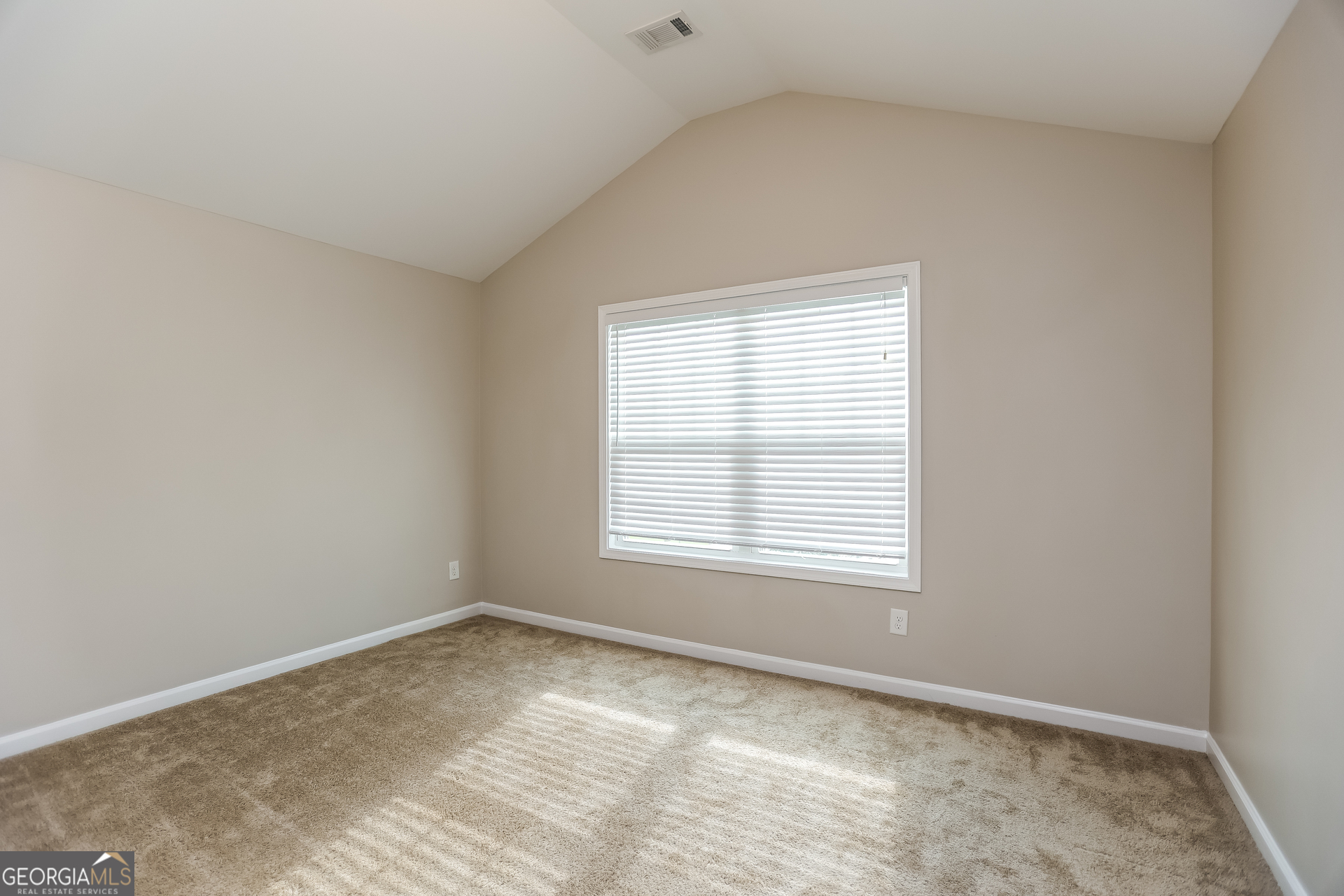 1117 Red Bud Circle Property Photo 15