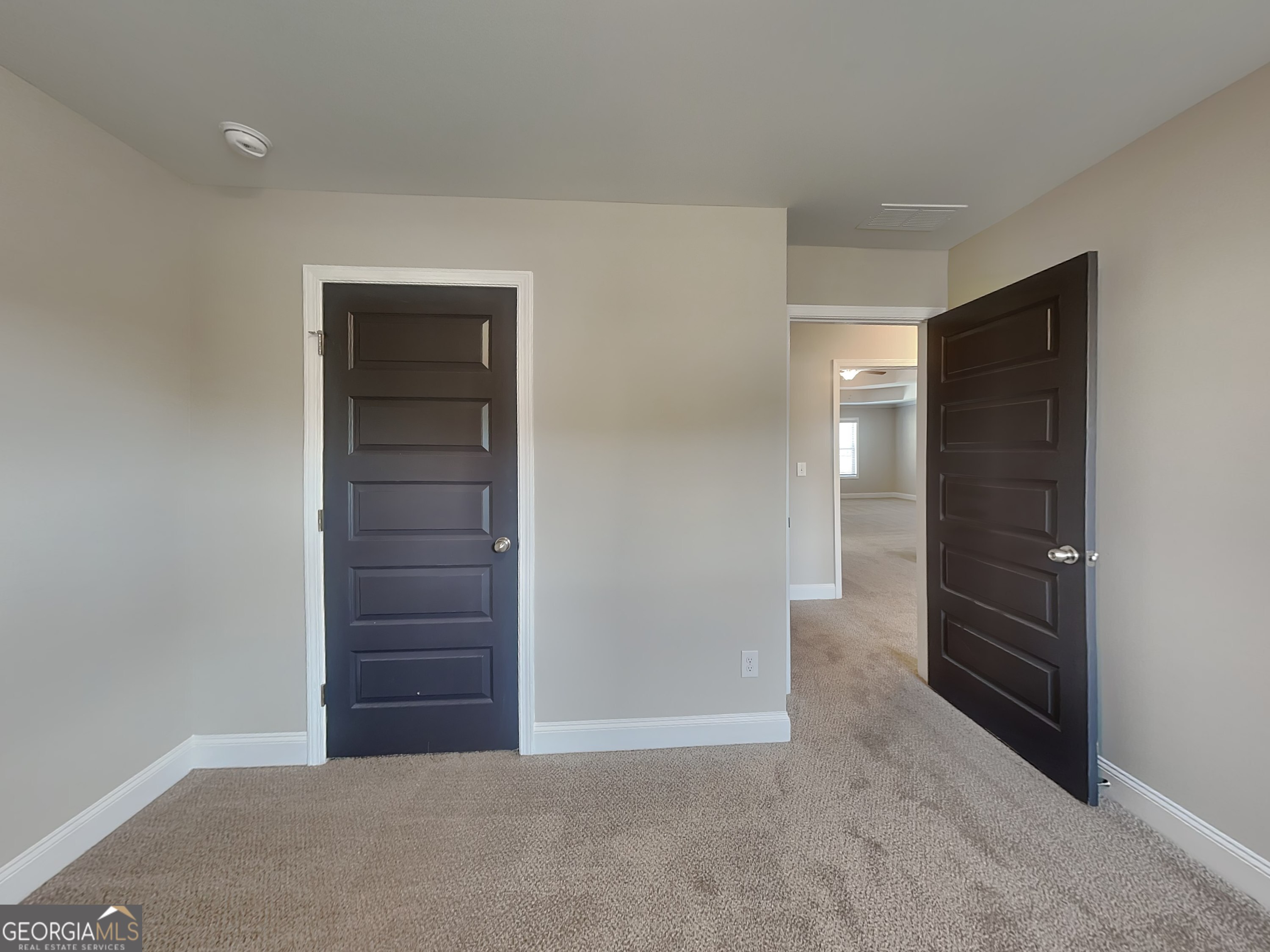 1910 Cobblefield Circle Property Photo 10