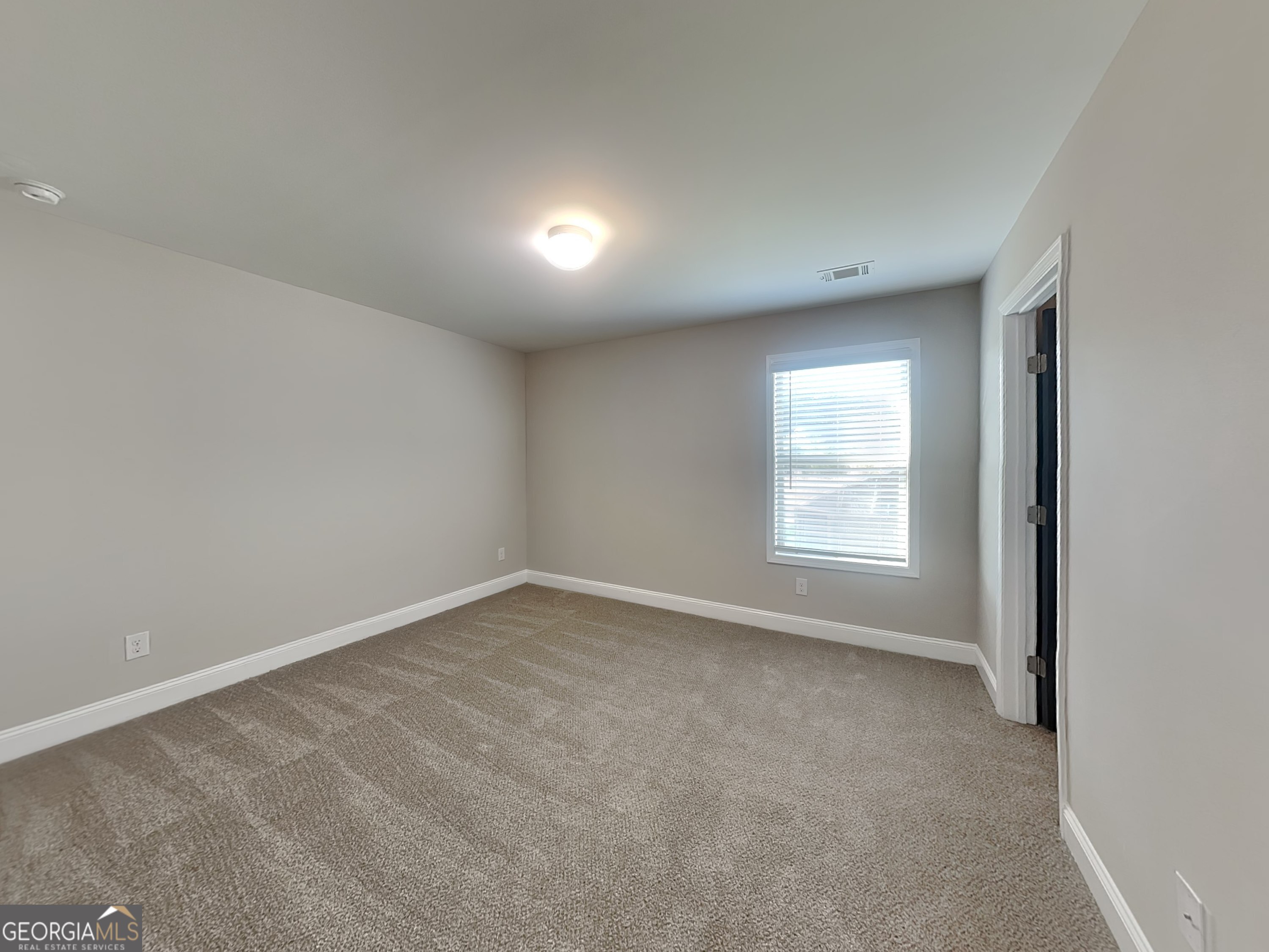 1910 Cobblefield Circle Property Photo 12