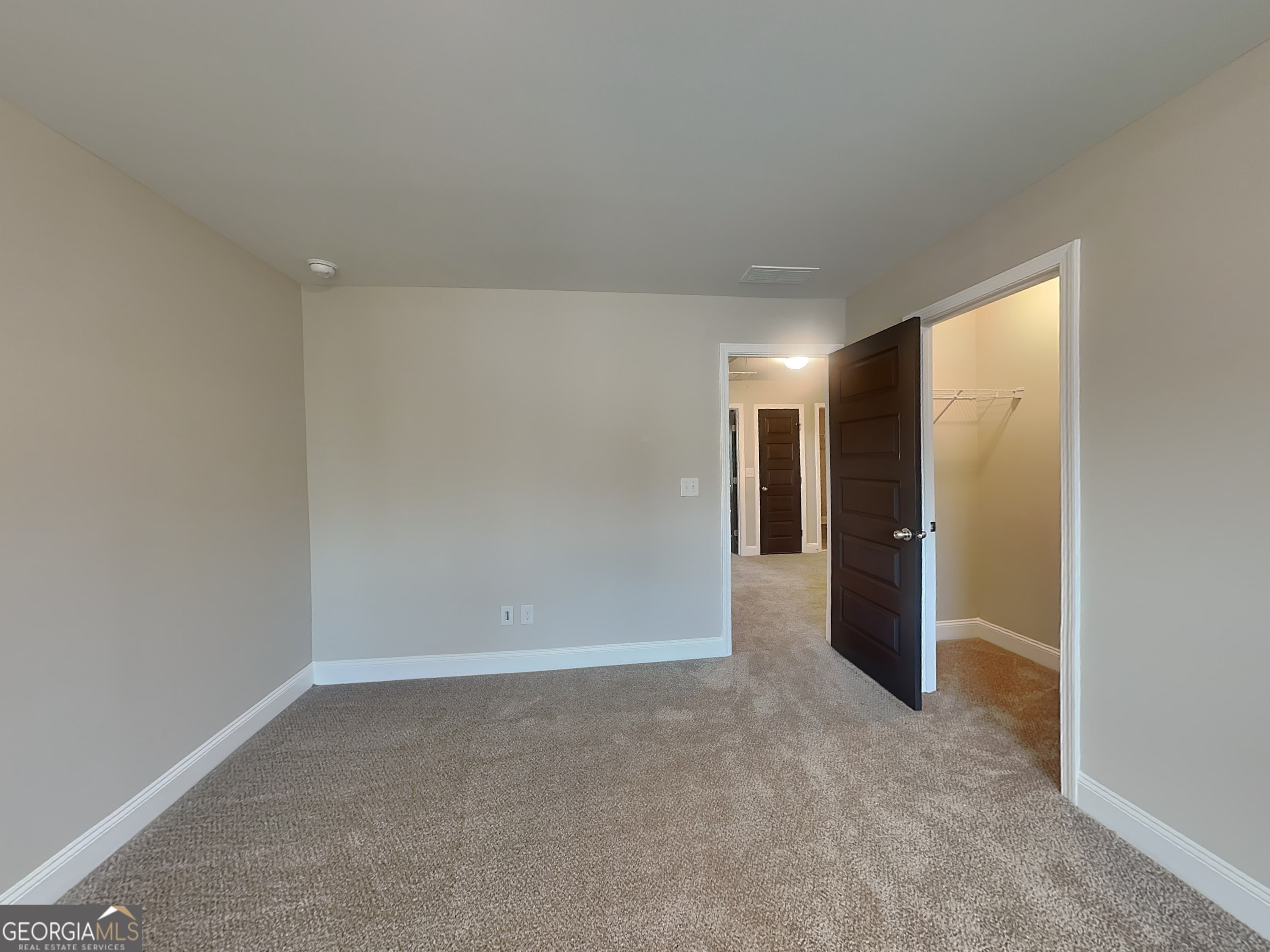 1910 Cobblefield Circle Property Photo 13