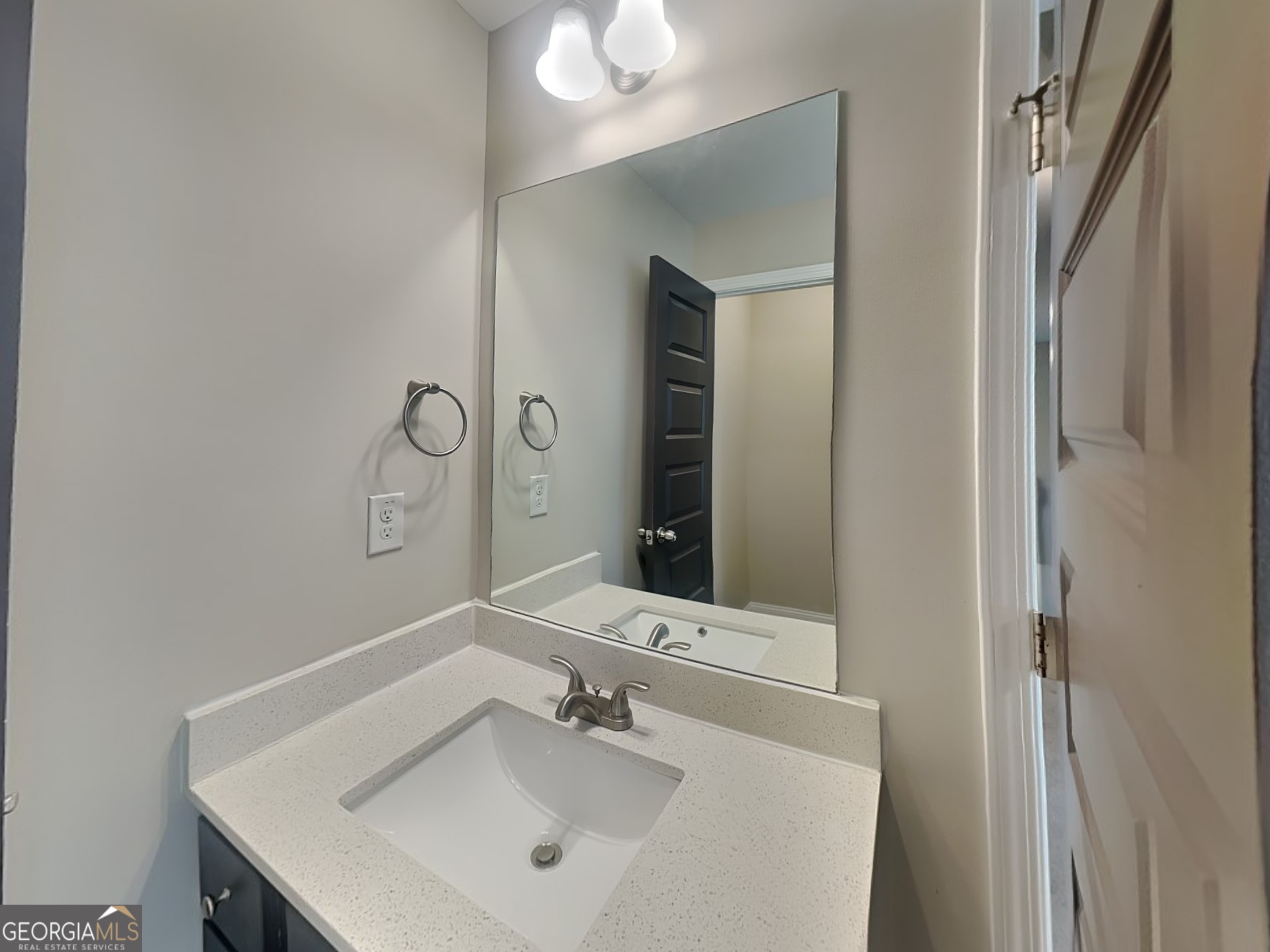 1910 Cobblefield Circle Property Photo 18