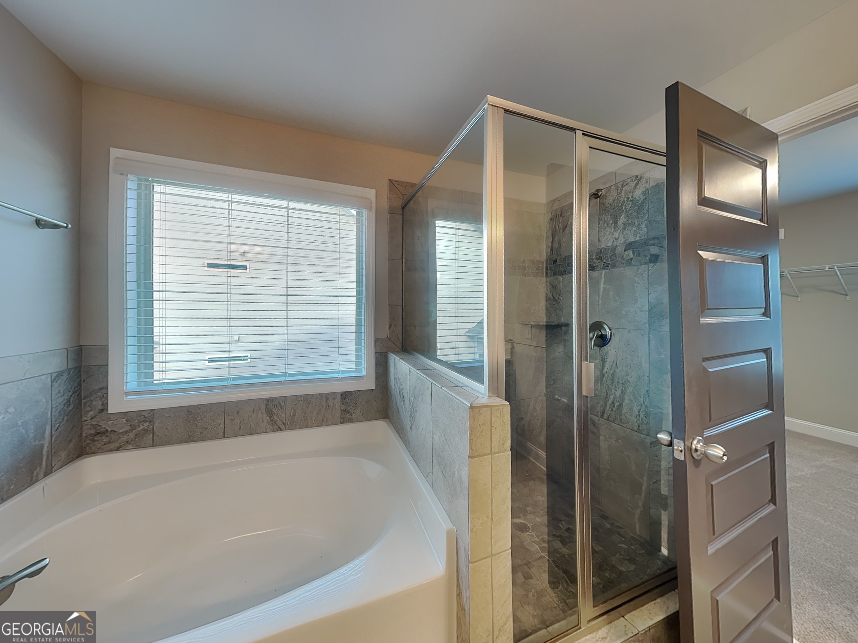 1910 Cobblefield Circle Property Photo 20
