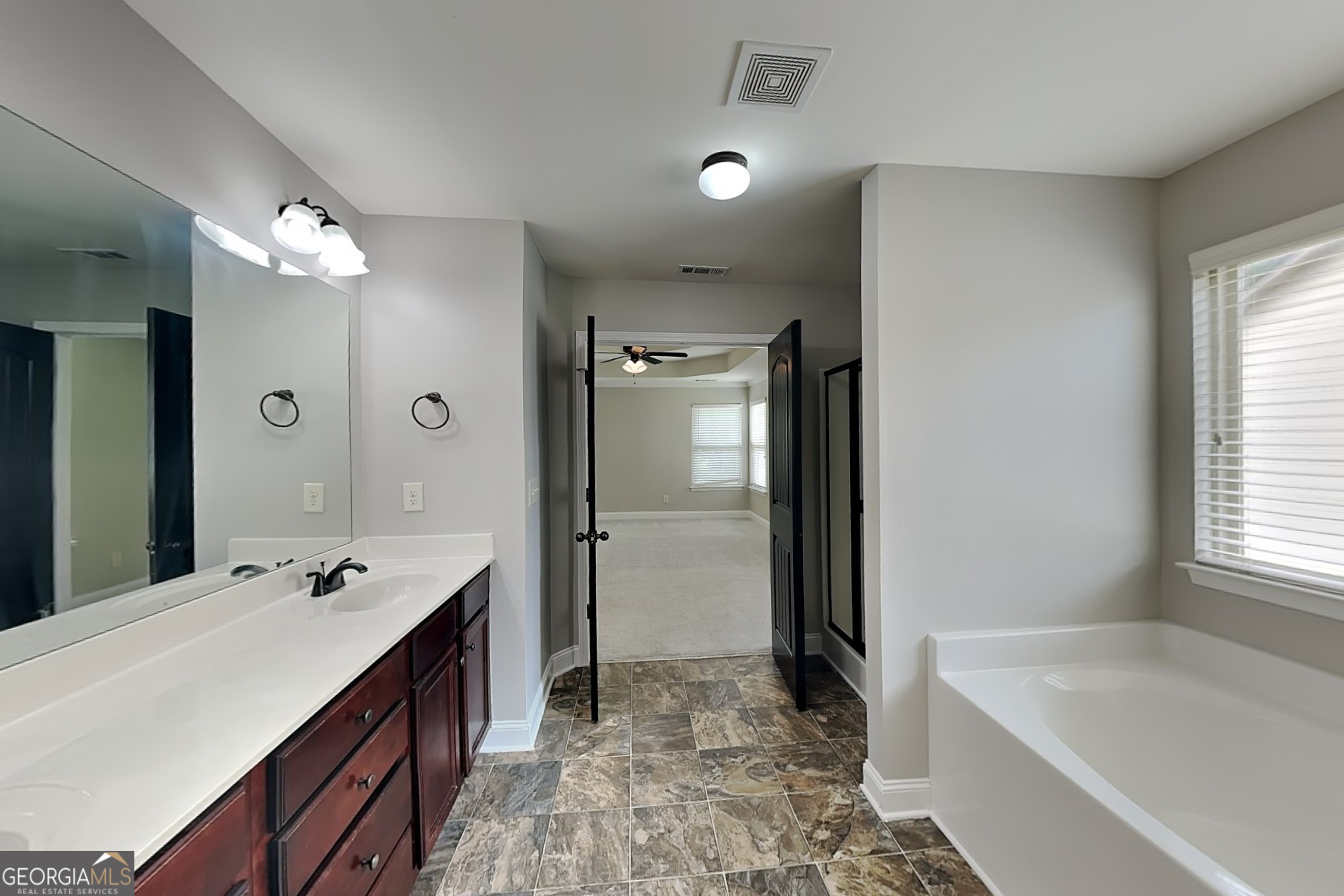 3126 Dolostone Way Property Photo 8
