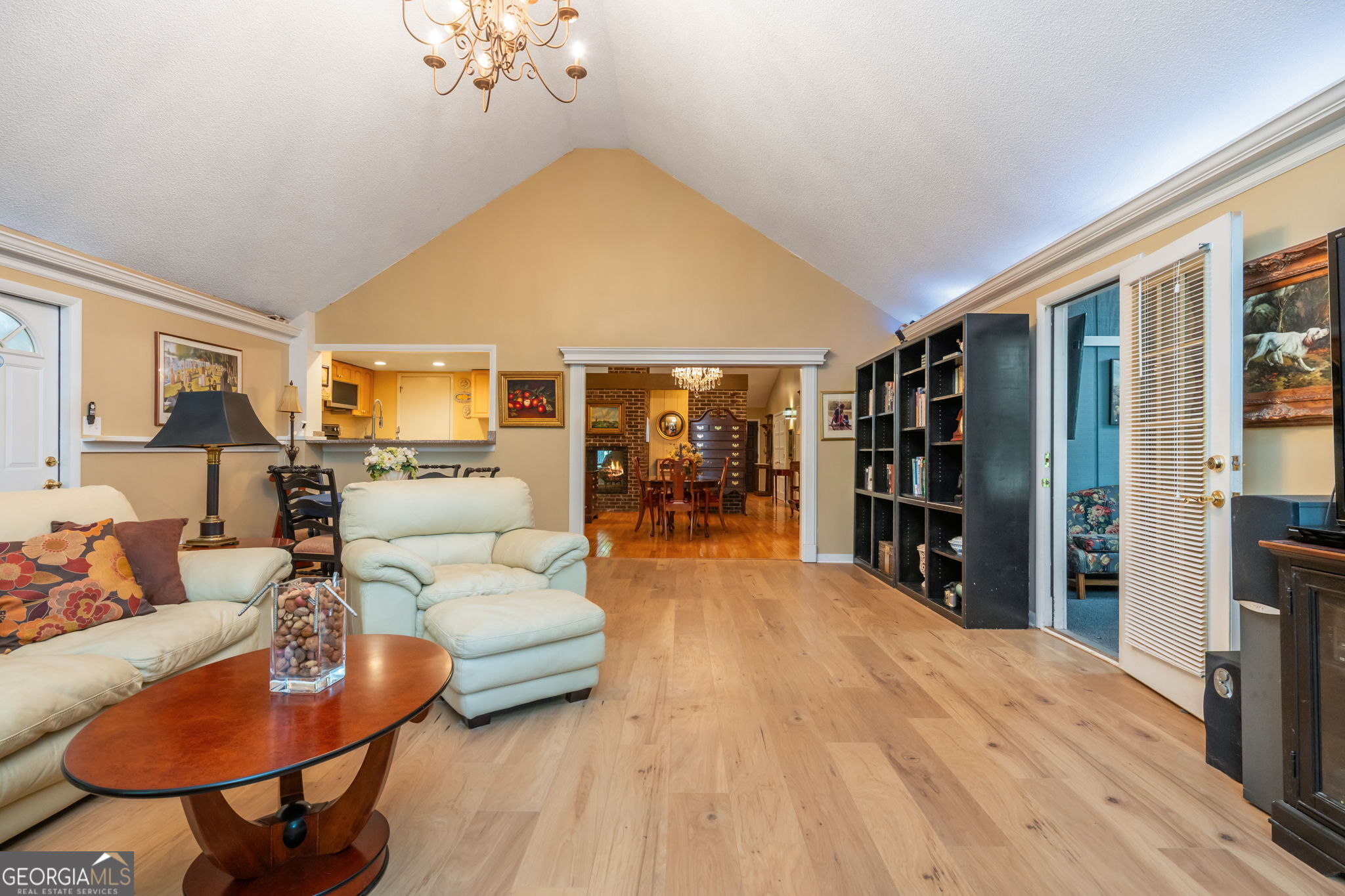 2805 Burtz Drive