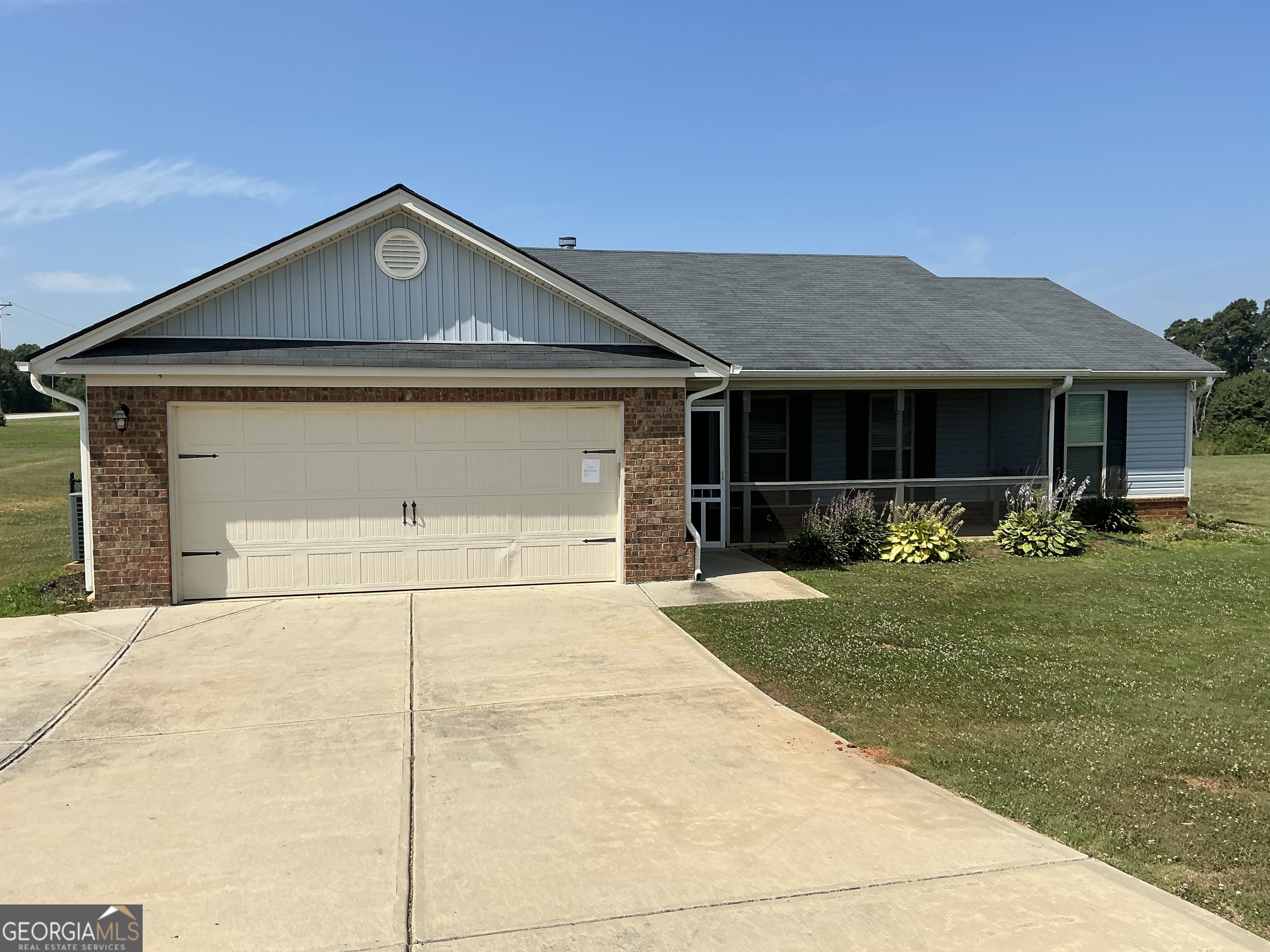 21 Ridgeview Lane Property Photo 1