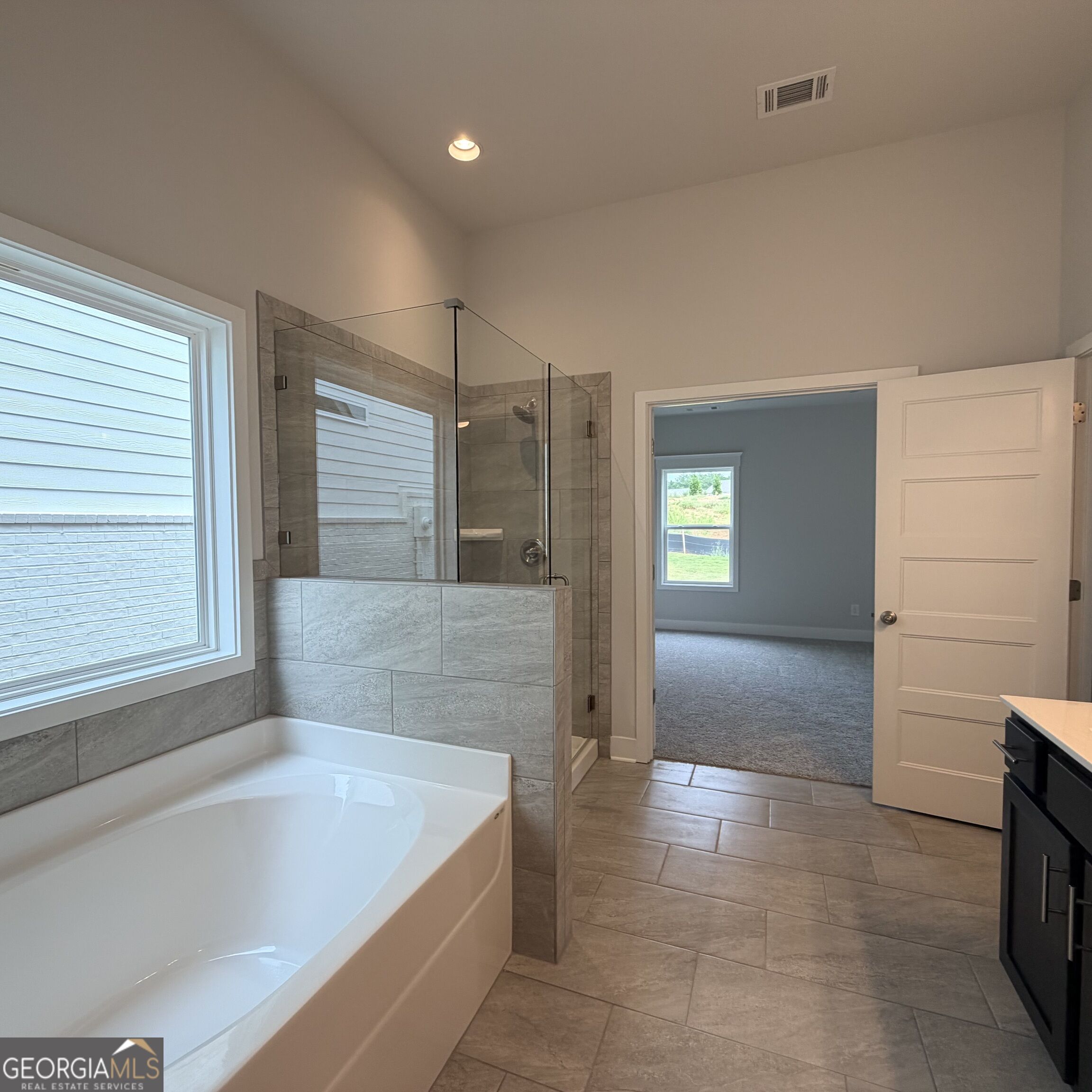 32 Piney Grove Court Property Photo 27