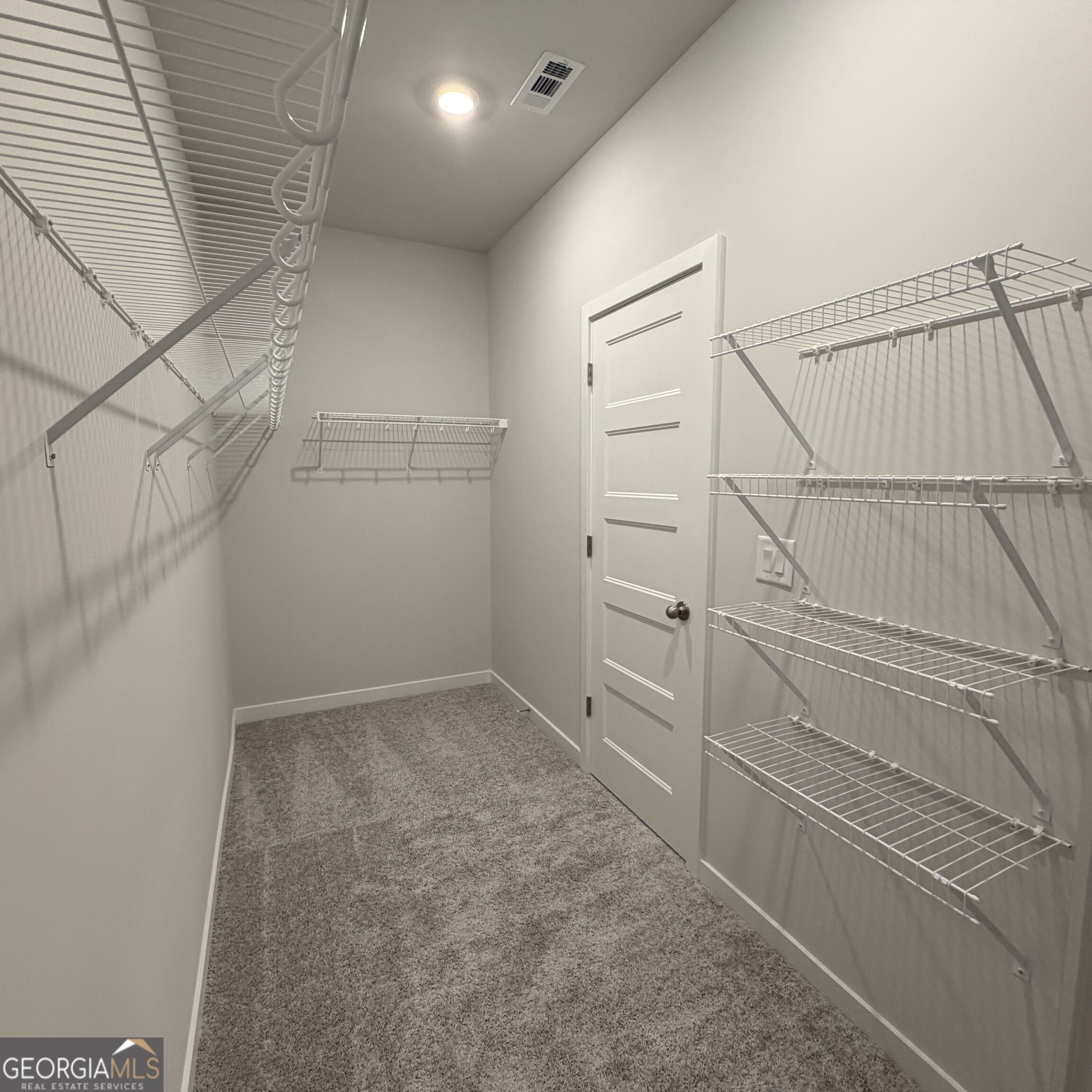 32 Piney Grove Court Property Photo 28