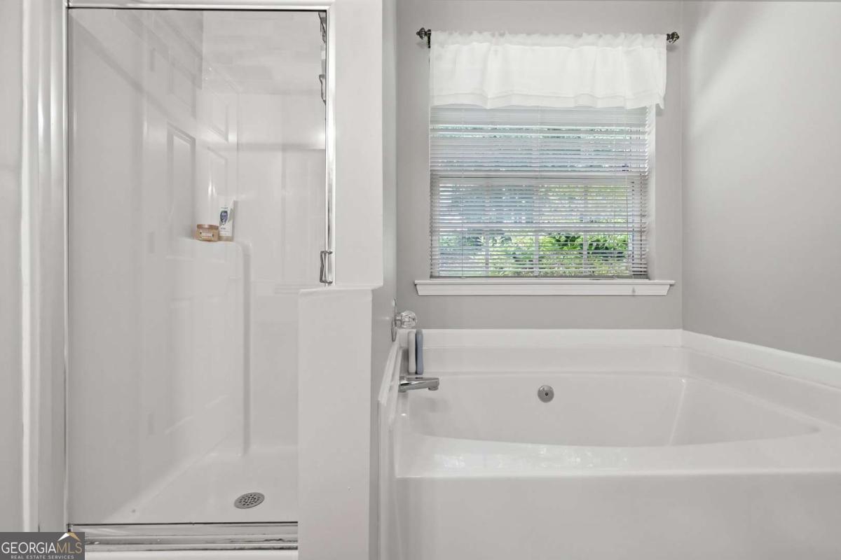 5480 Amber Cove Way Property Photo 14