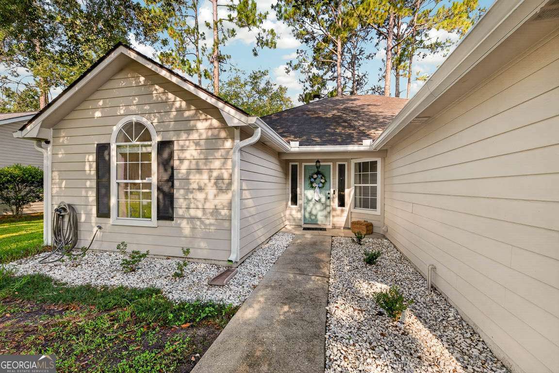 312 E Hallowes Drive Property Photo 5