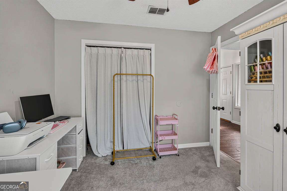 312 E Hallowes Drive Property Photo 29