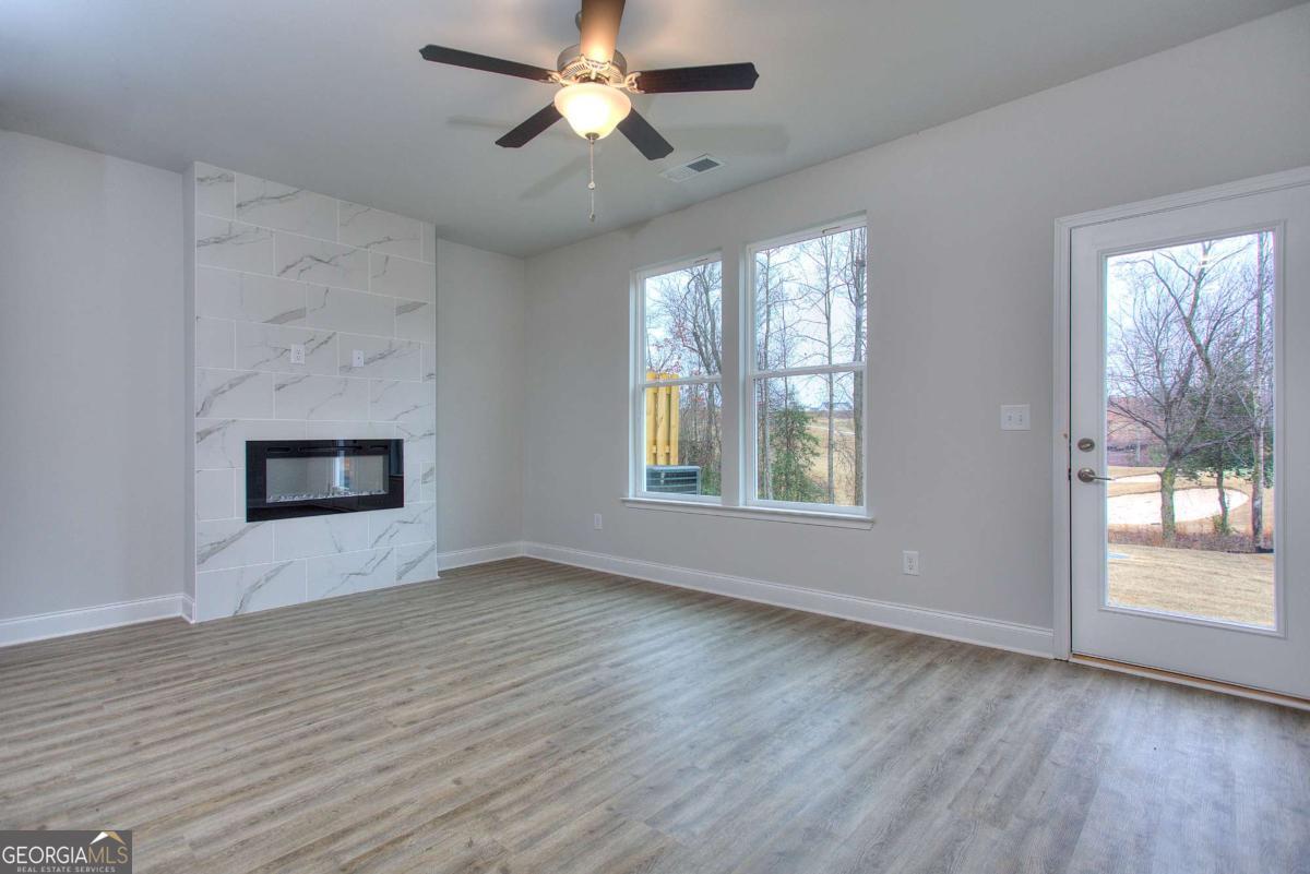 113 Greenview Court Property Photo 11