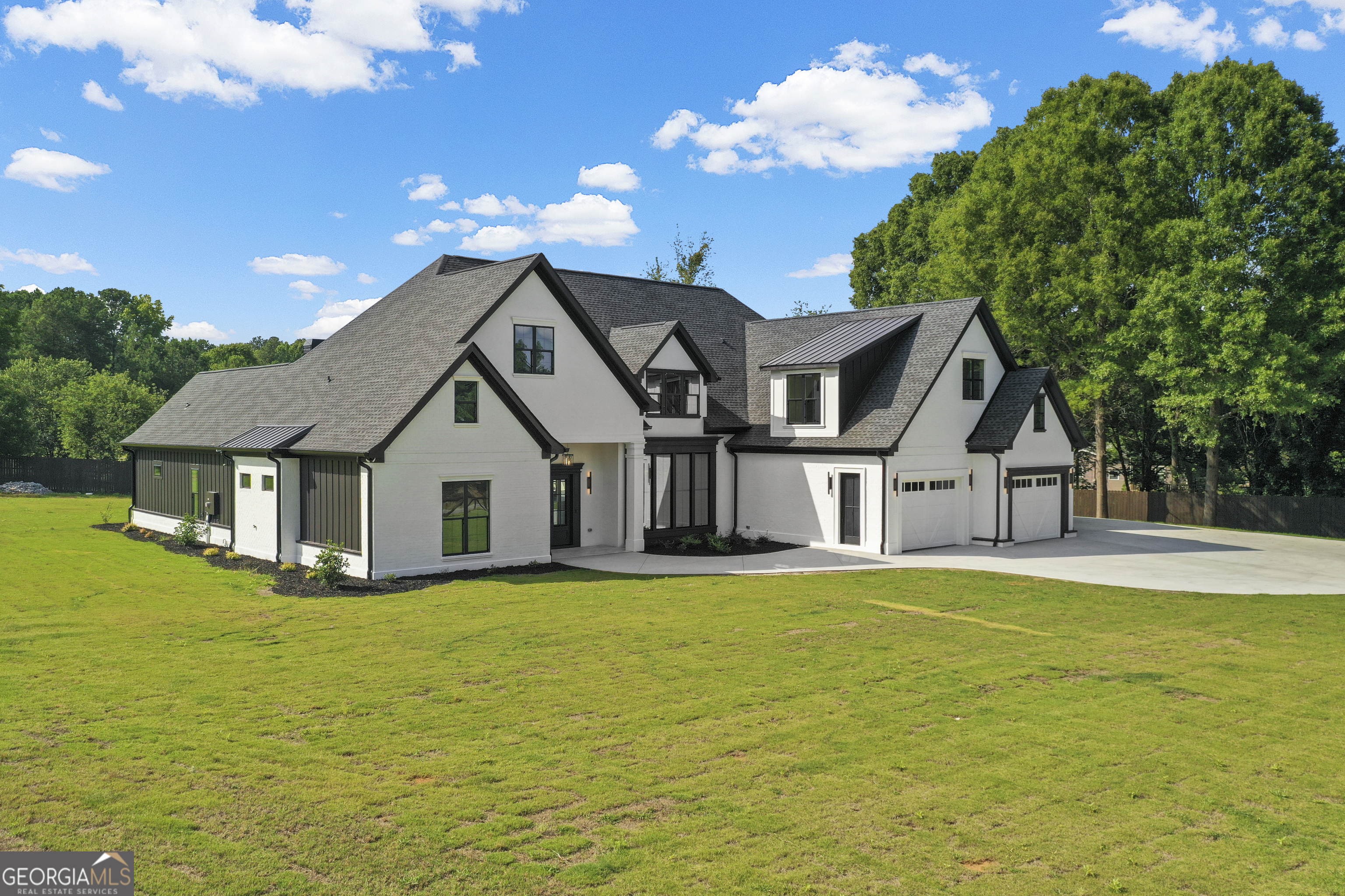 2376 Wall Road Property Photo 10