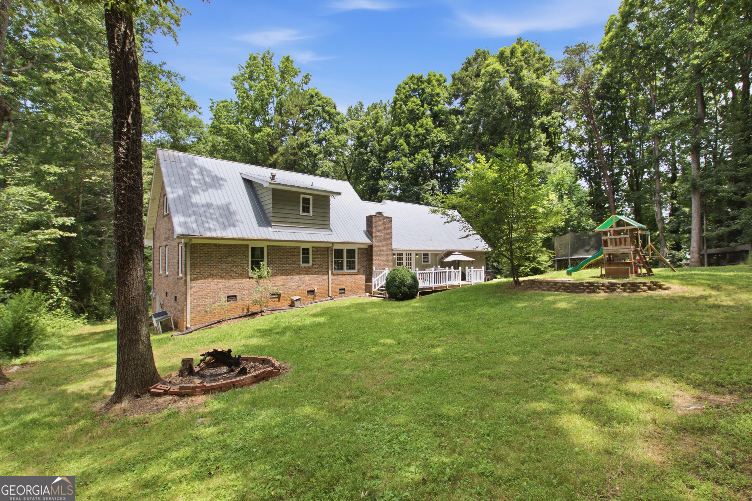 147 Ridgeway Circle Property Photo 4