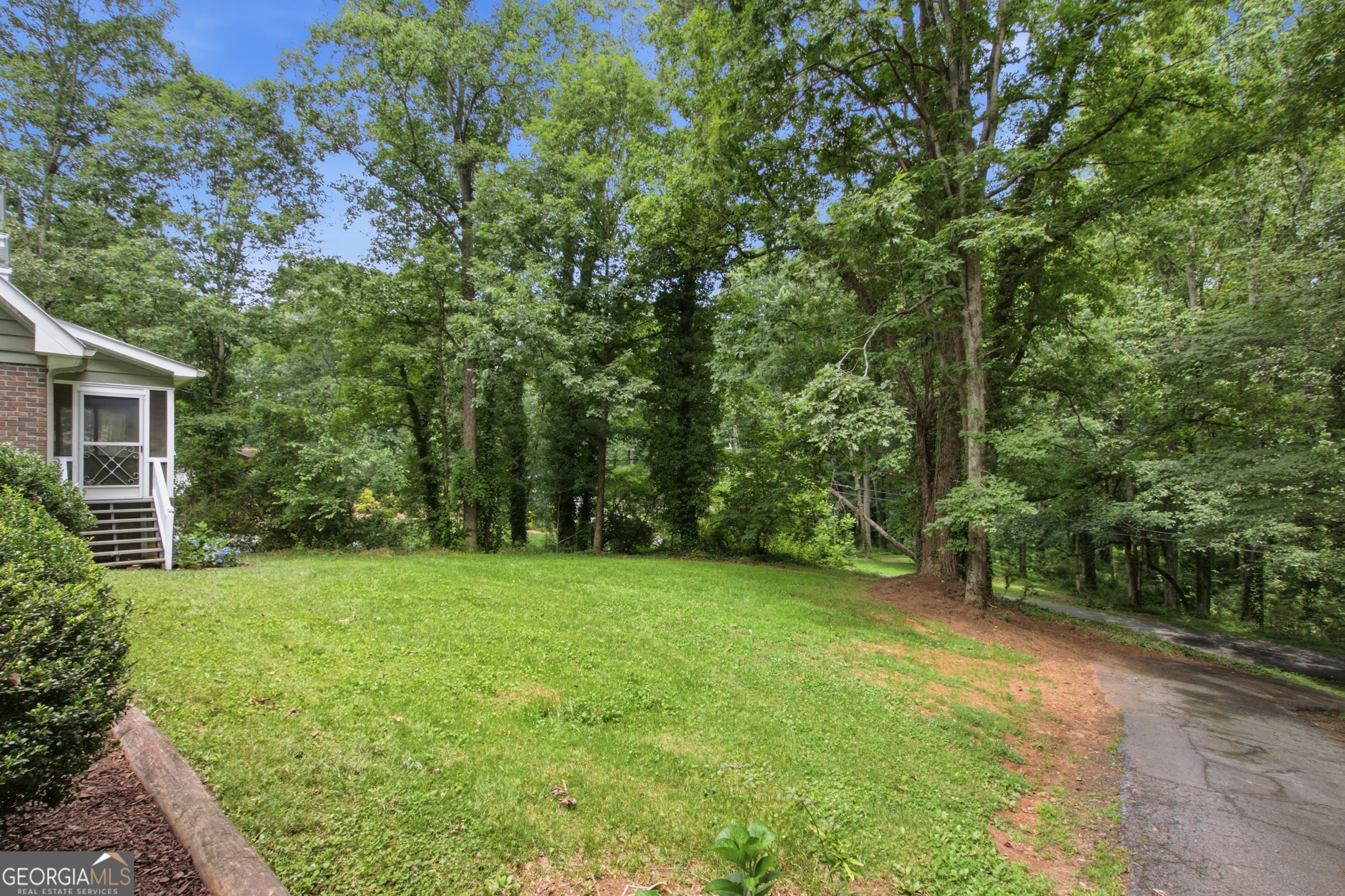 147 Ridgeway Circle Property Photo 9
