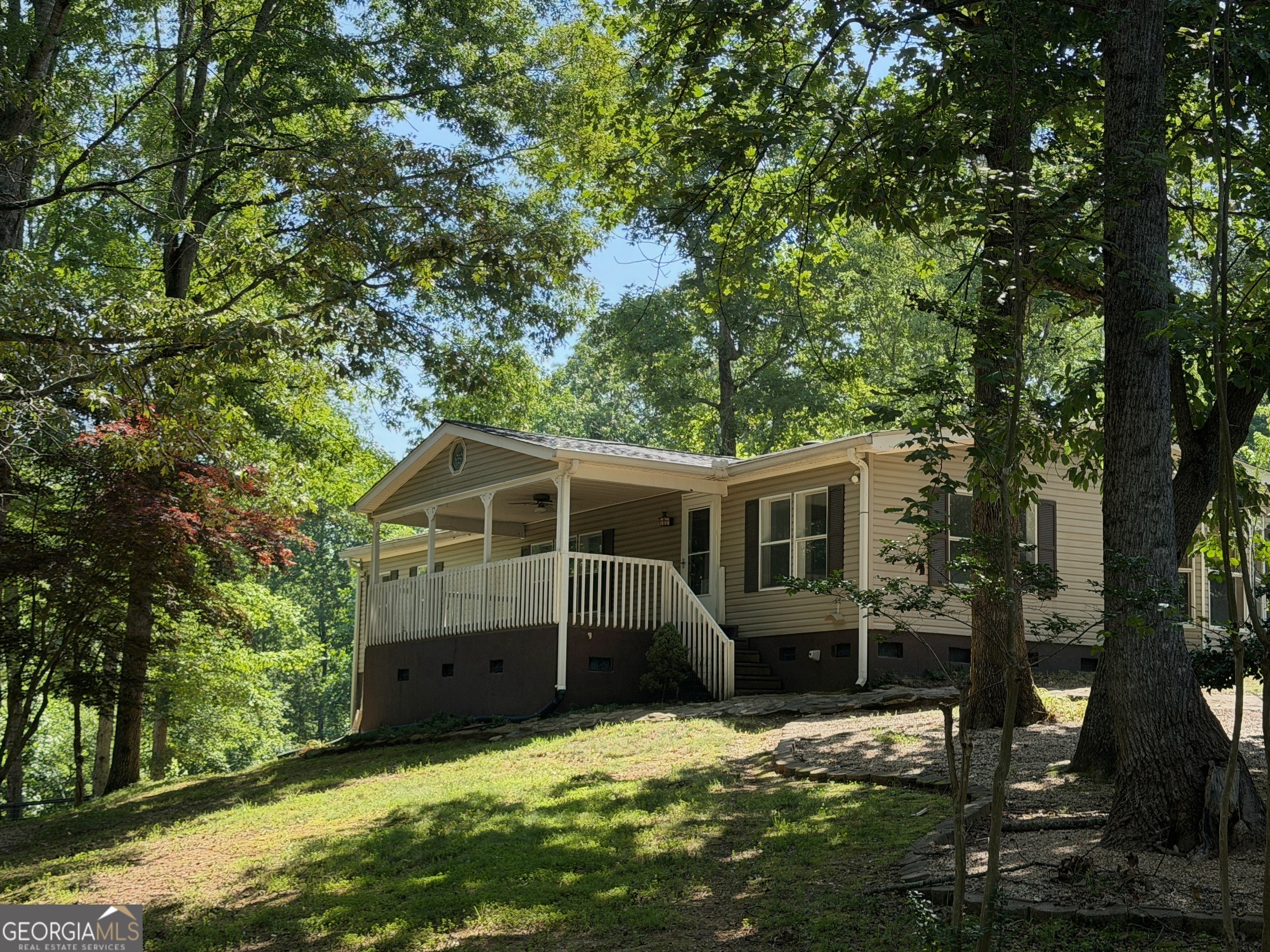 7911 Belton Bridge Road Property Photo 1