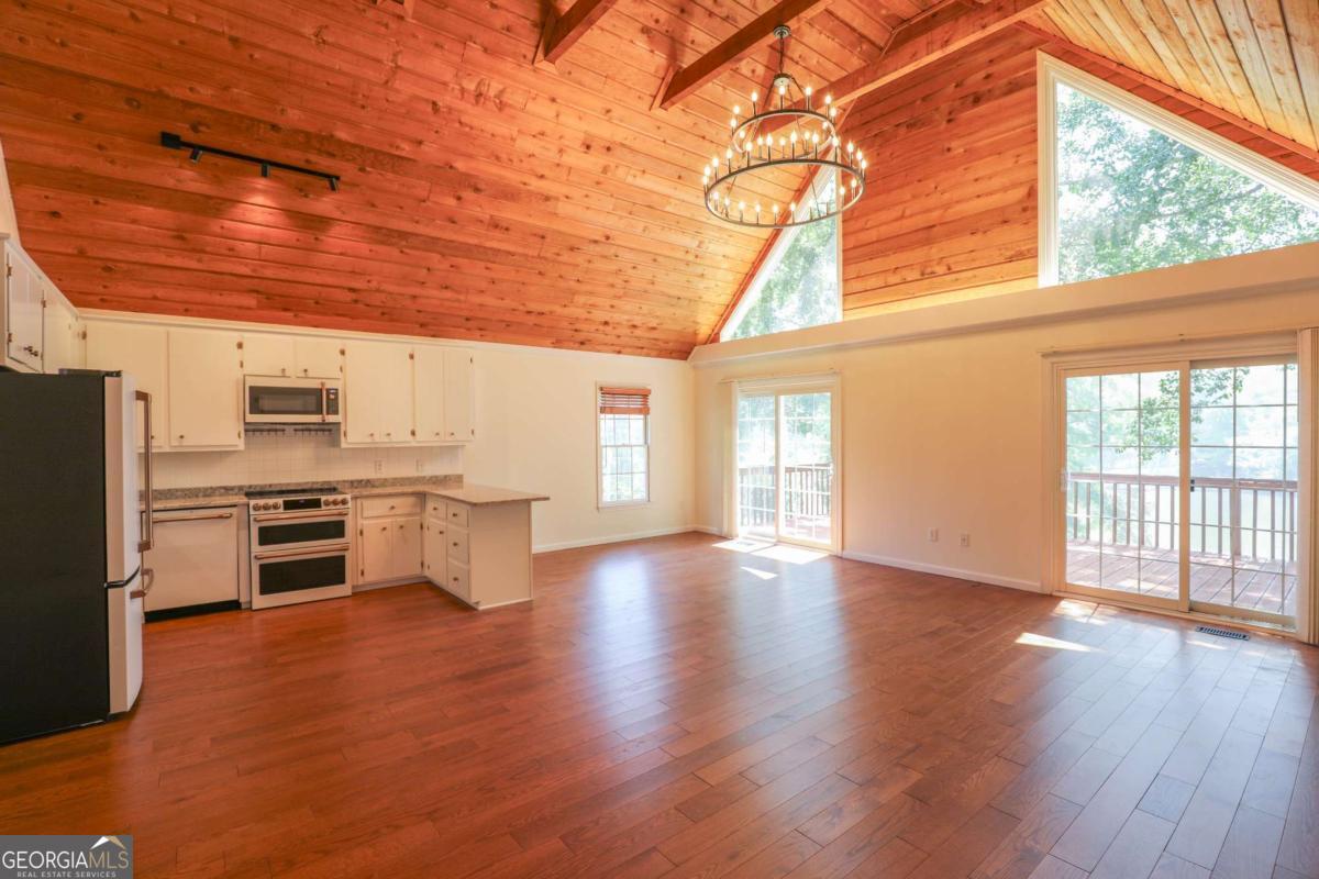 129 Southshore Road Ne Property Photo 5