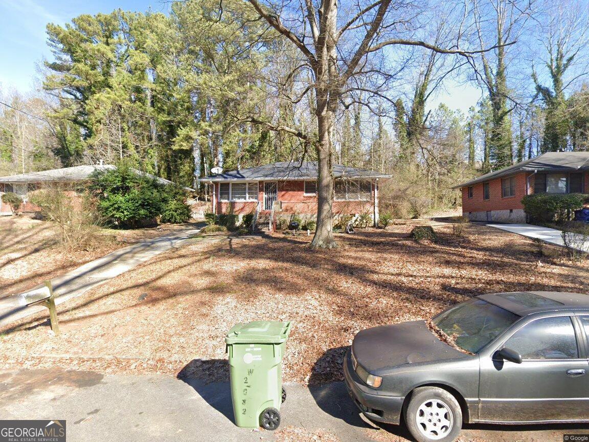 2032 Wells Drive SW Property Photo 1