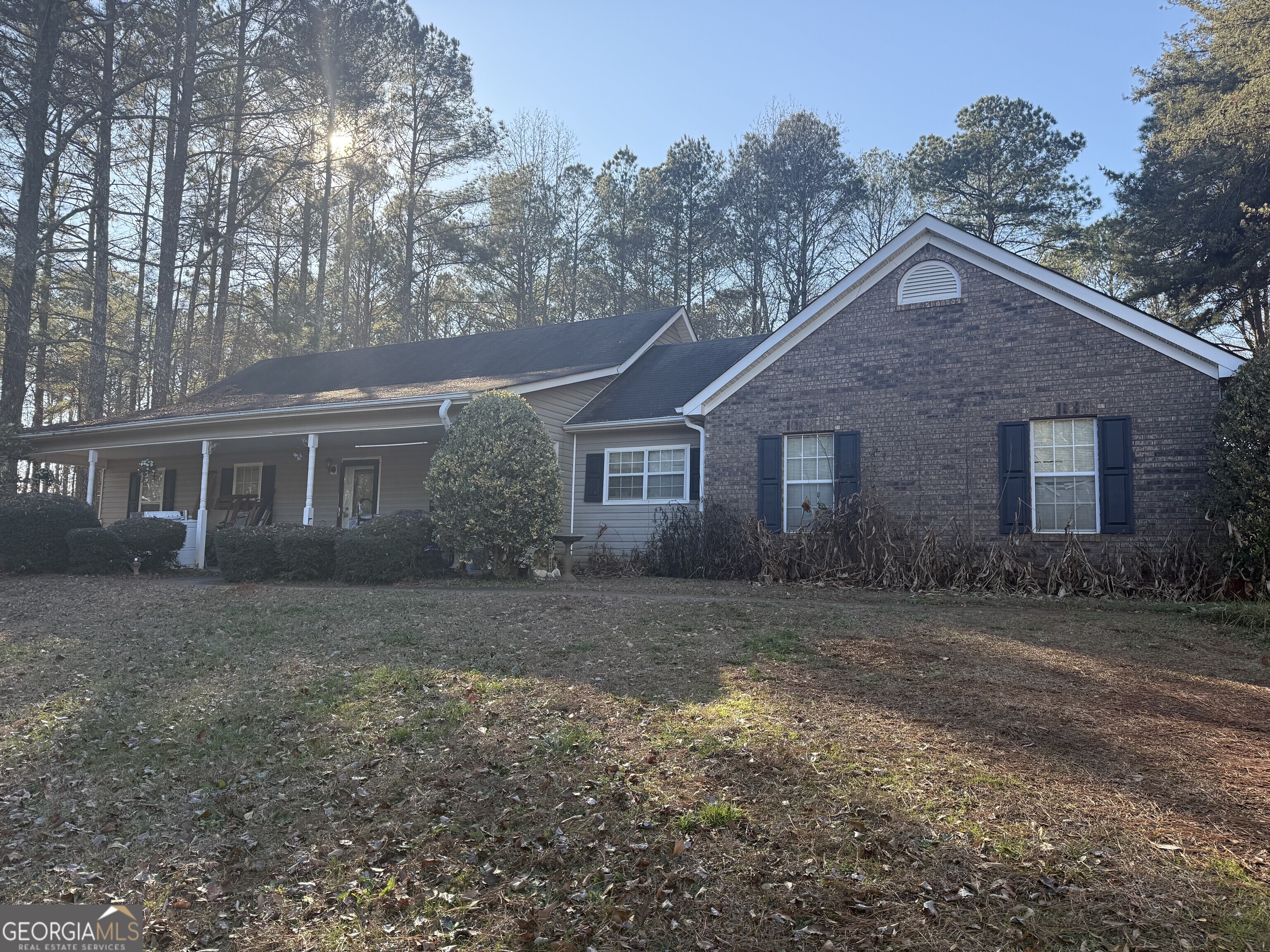 1045 Matthews Way Property Photo 1