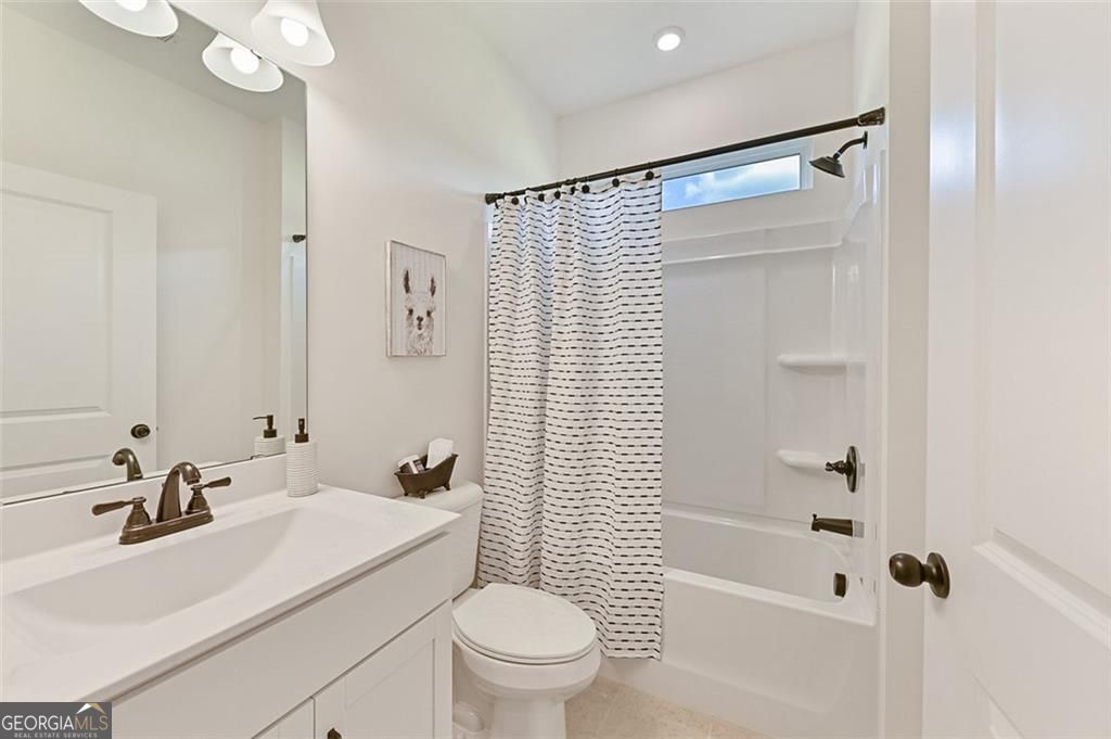 5040 Cecelia Drive Property Photo 31