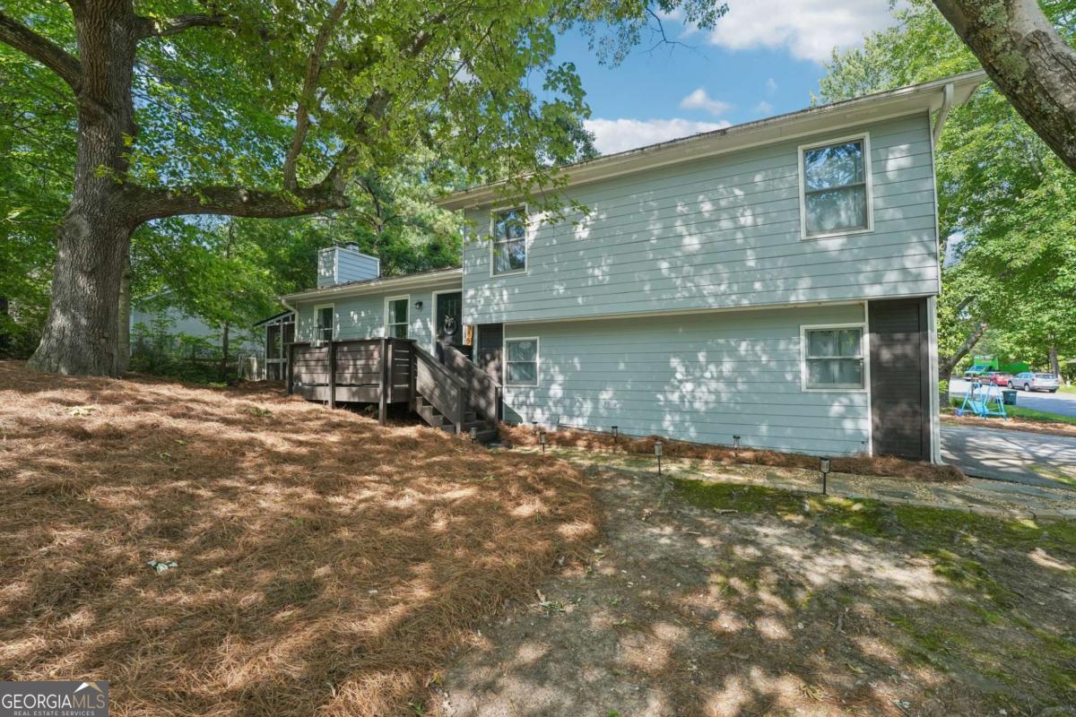 585 Westchester Circle Sw Property Photo 4