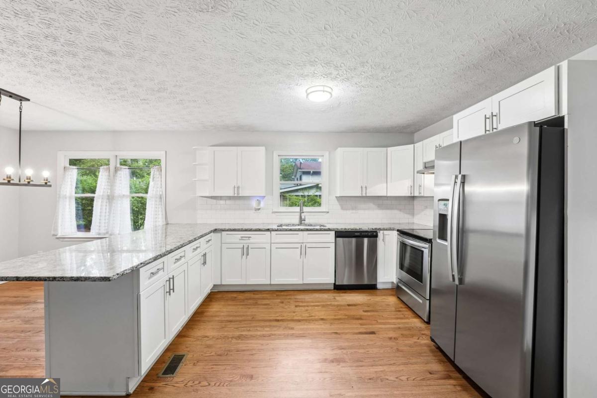 585 Westchester Circle Sw Property Photo 19