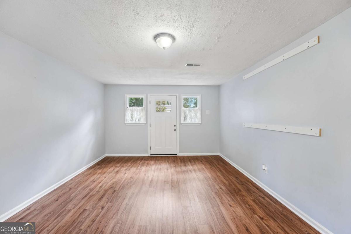 585 Westchester Circle Sw Property Photo 30