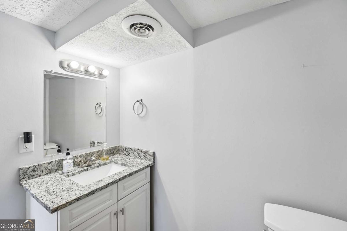 585 Westchester Circle Sw Property Photo 35