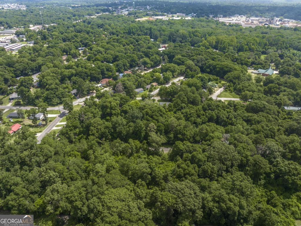 203 Hickory Drive Property Photo 2