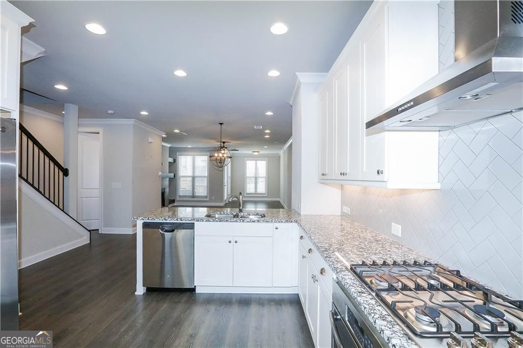 2117 Parkside Glen View Property Photo 12