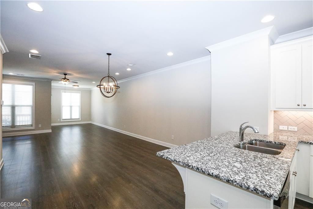 2117 Parkside Glen View Property Photo 14