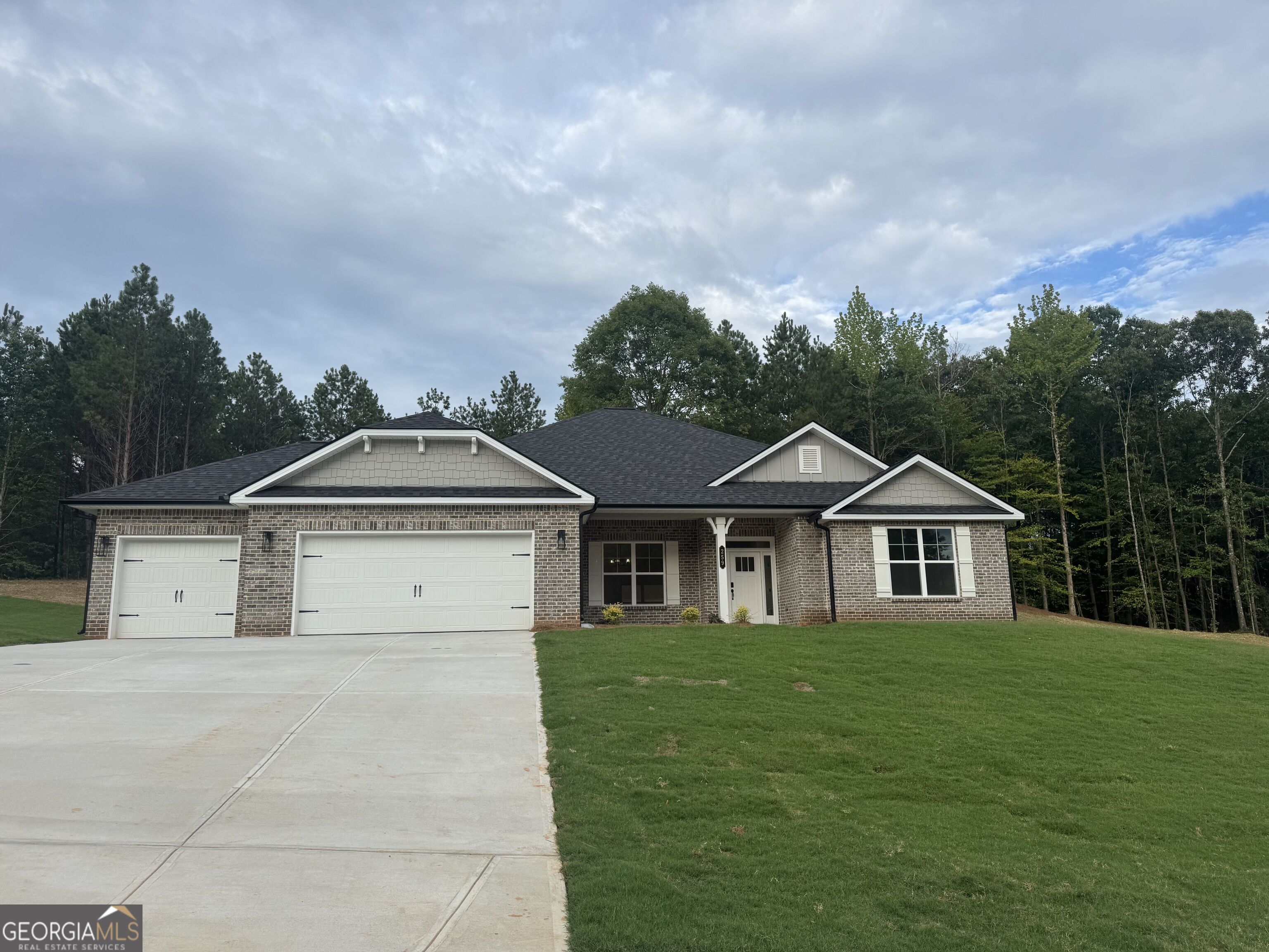 259 Blackberry Court Property Photo 1