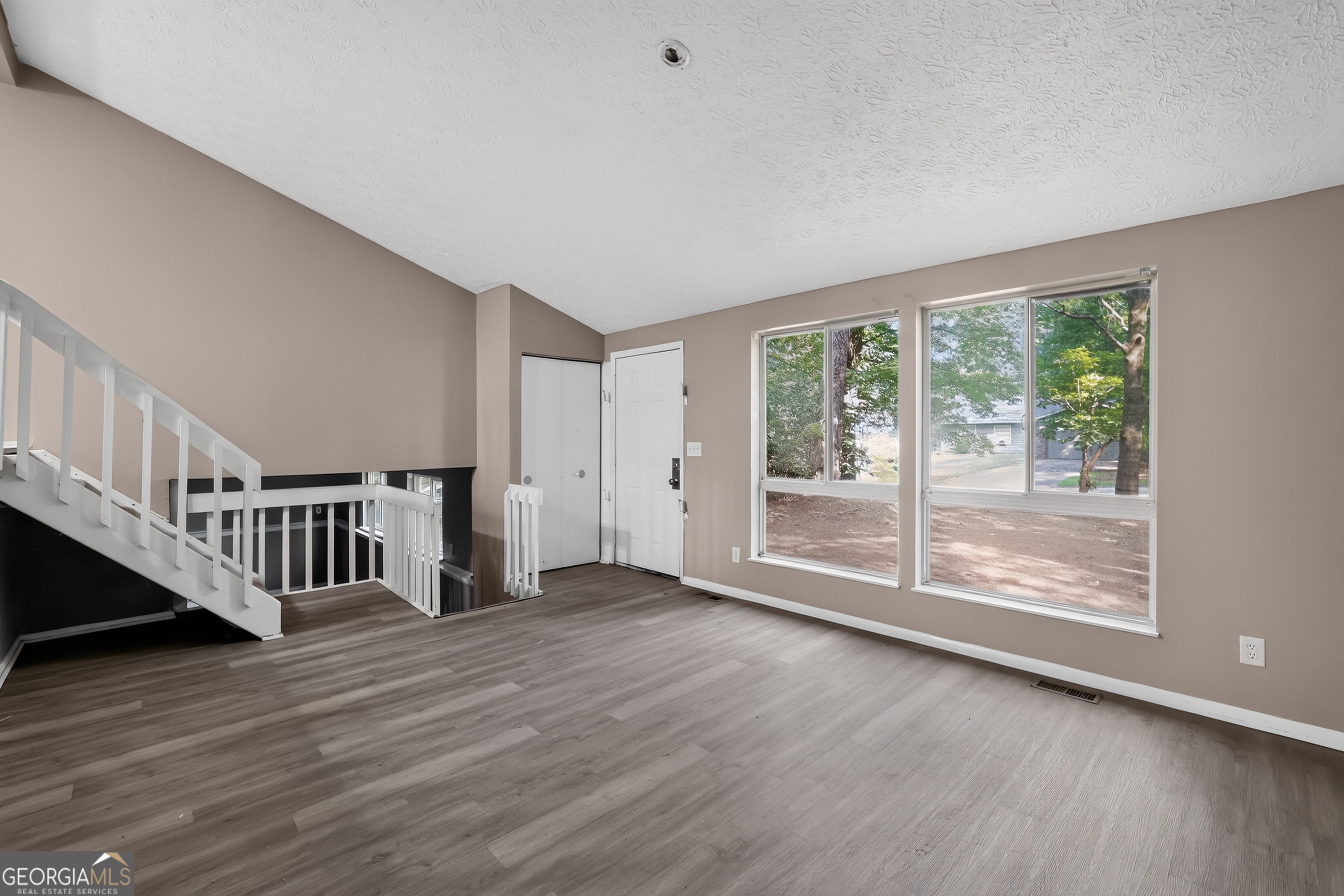 5105 Stone Trace Property Photo 12