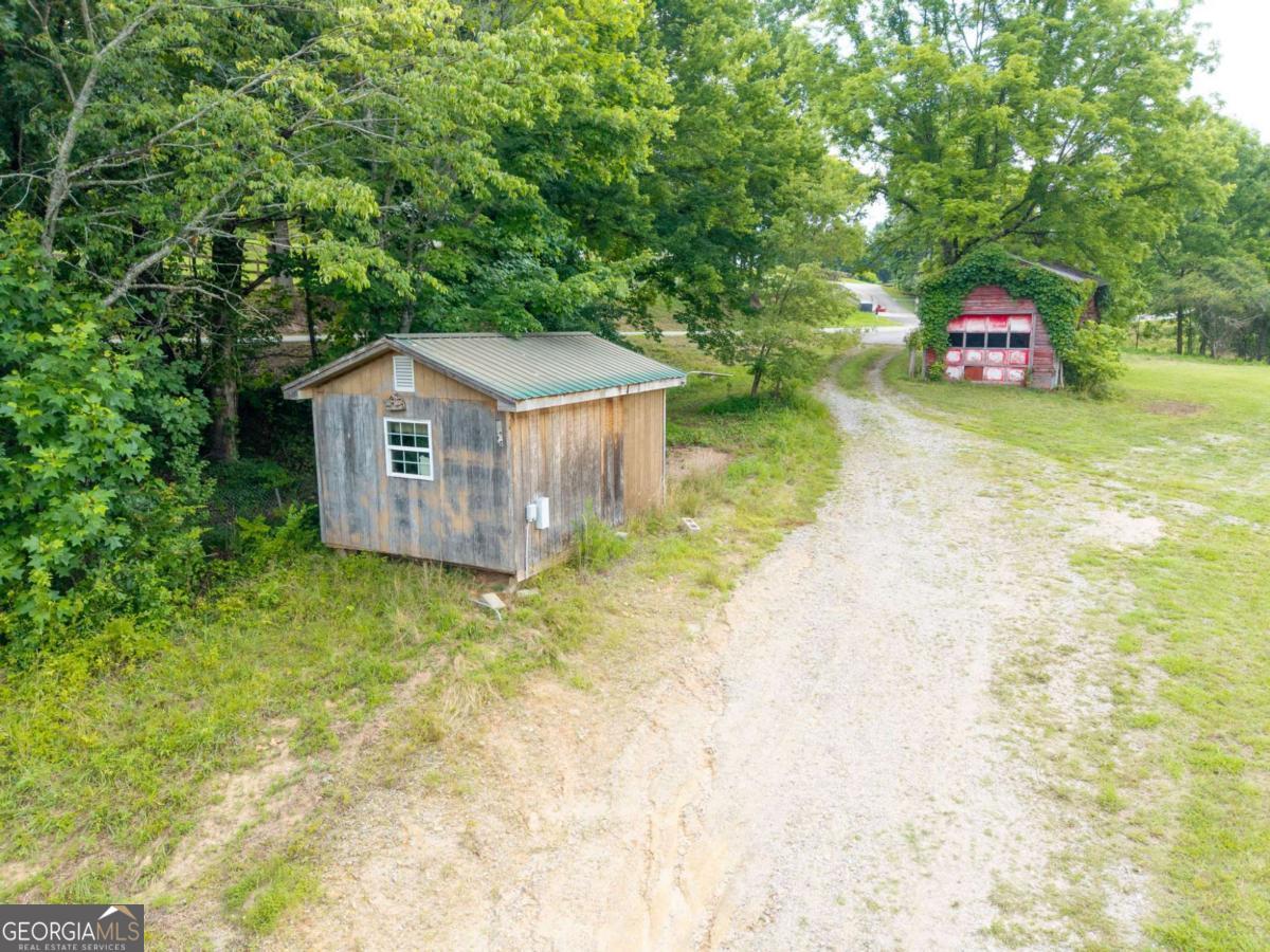 905 State Hwy 66 Property Photo 17