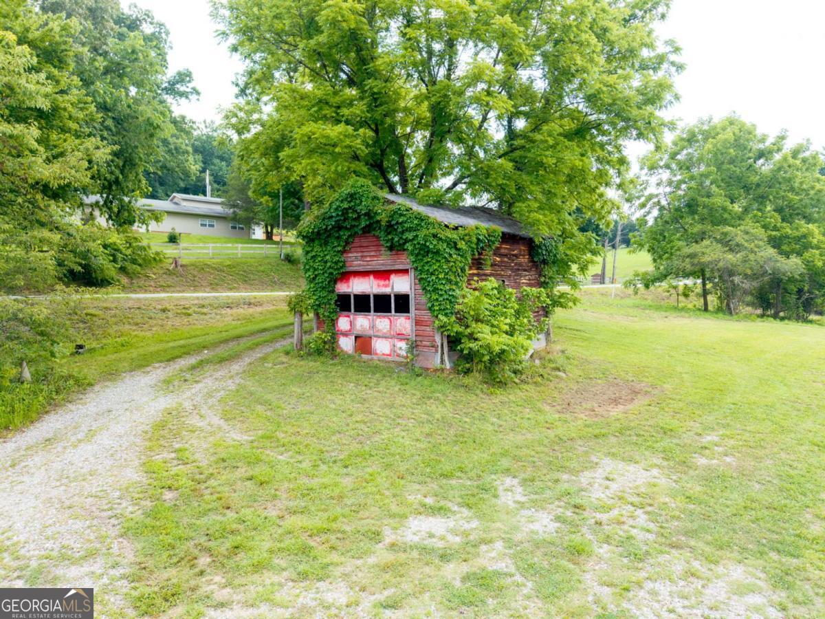 905 State Hwy 66 Property Photo 18