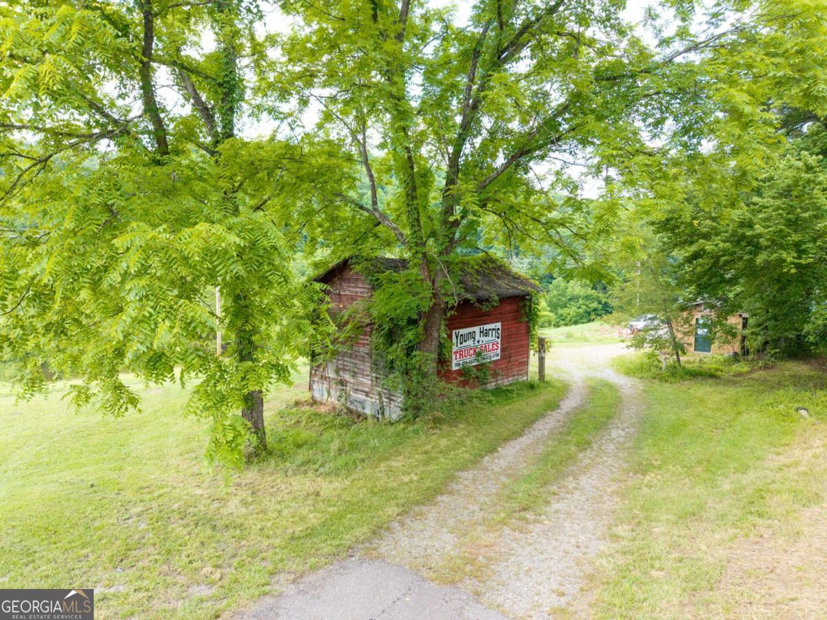 905 State Hwy 66 Property Photo 21