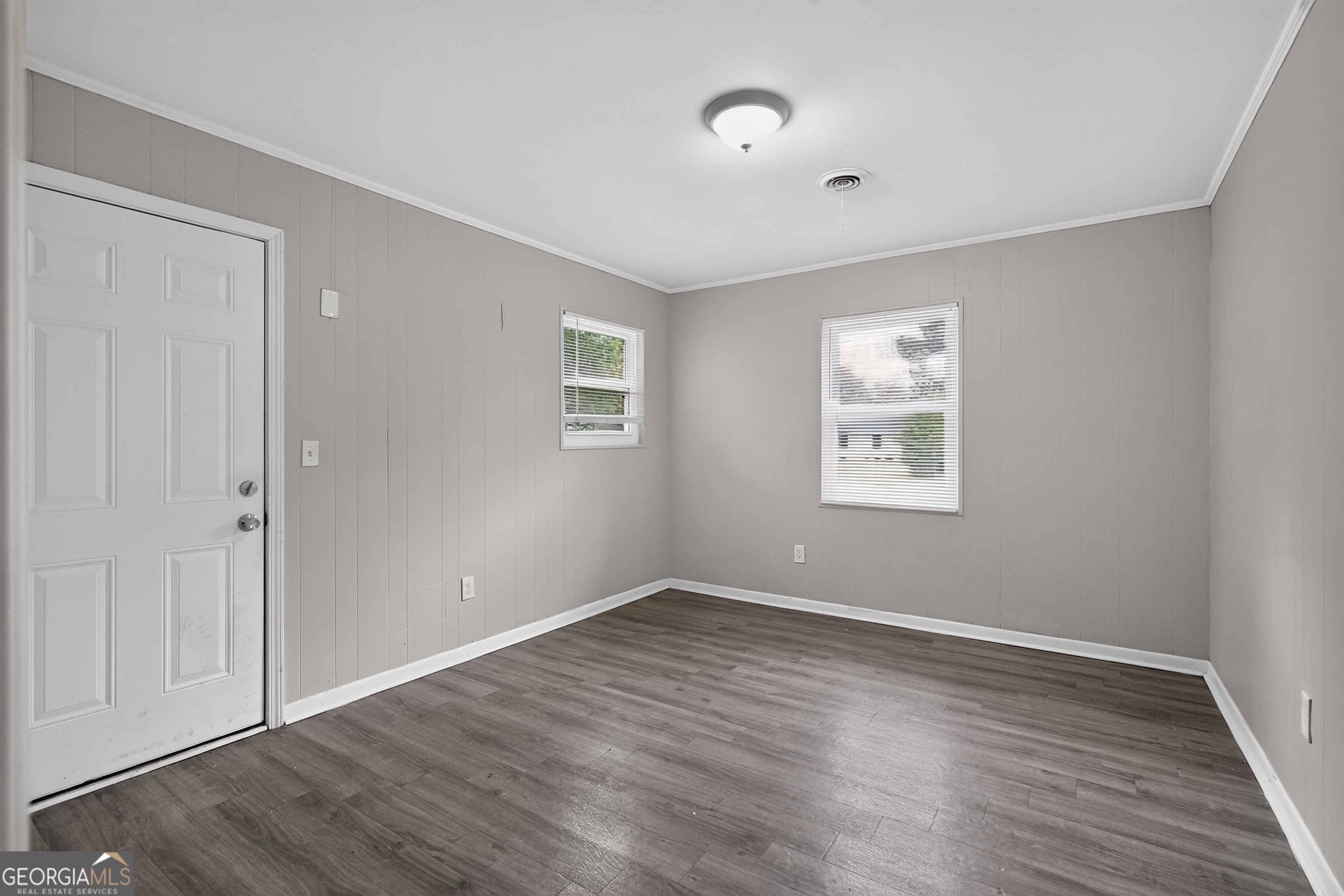 2604 Massoit Court Property Photo 7