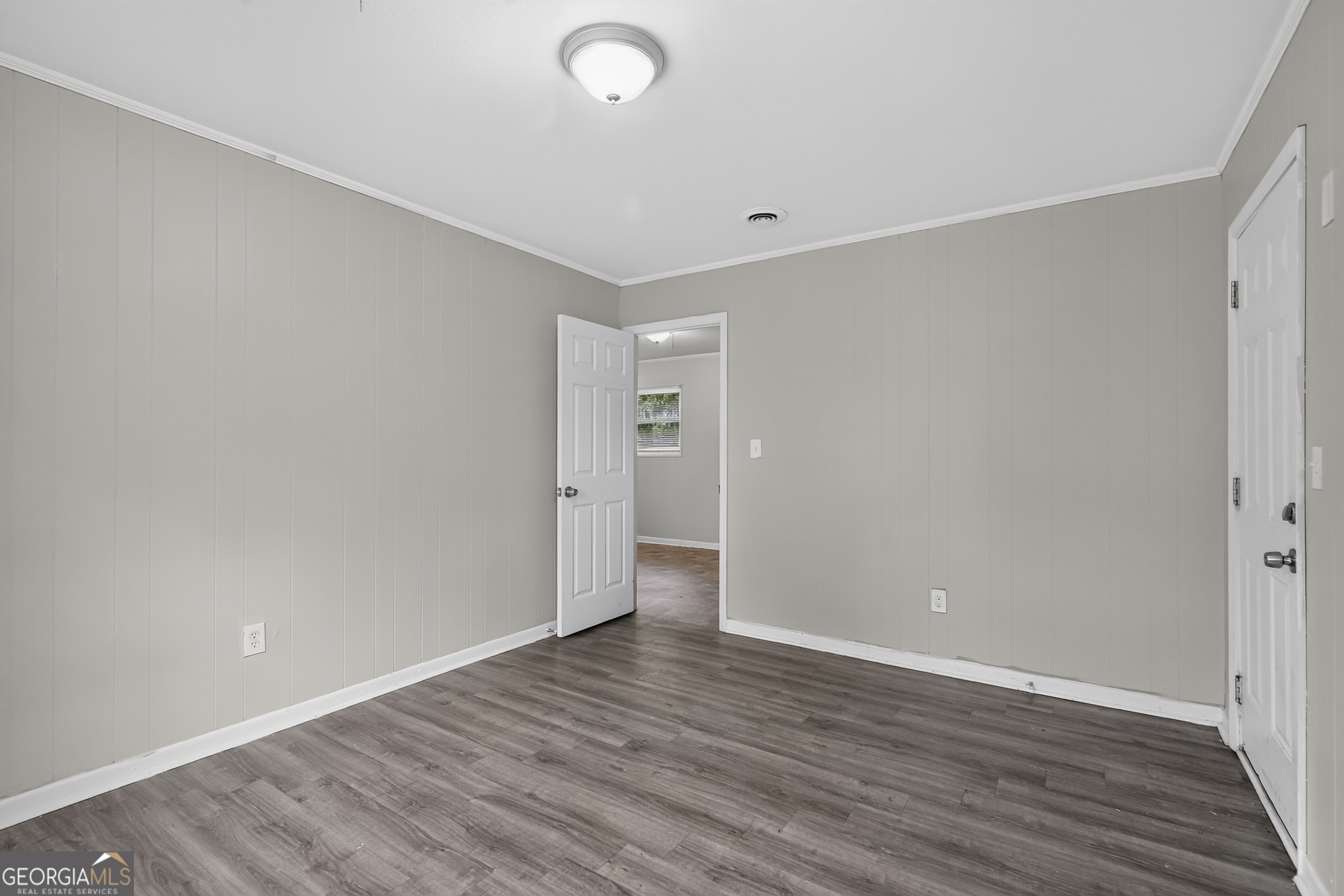 2604 Massoit Court Property Photo 9