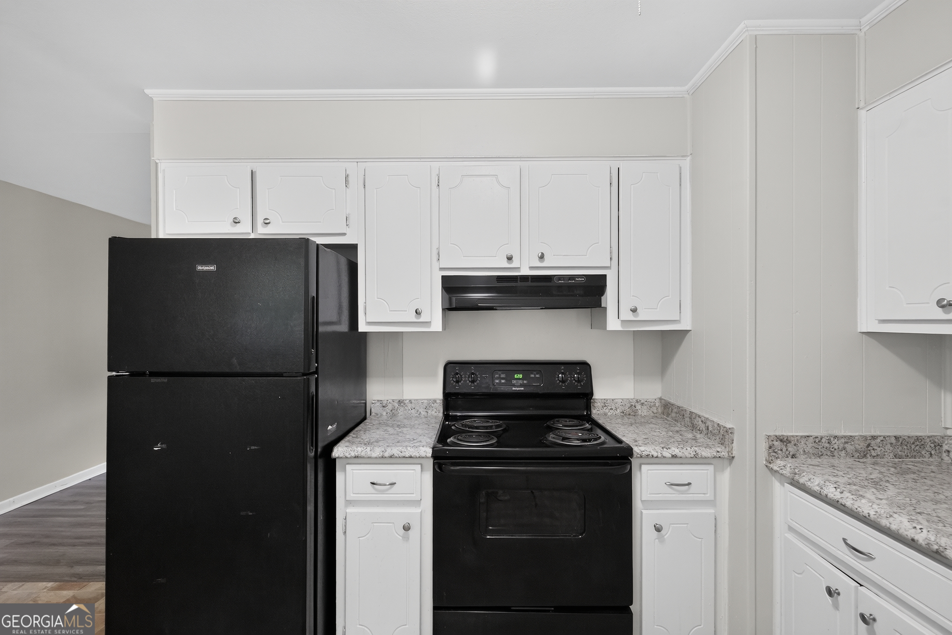 2604 Massoit Court Property Photo 11