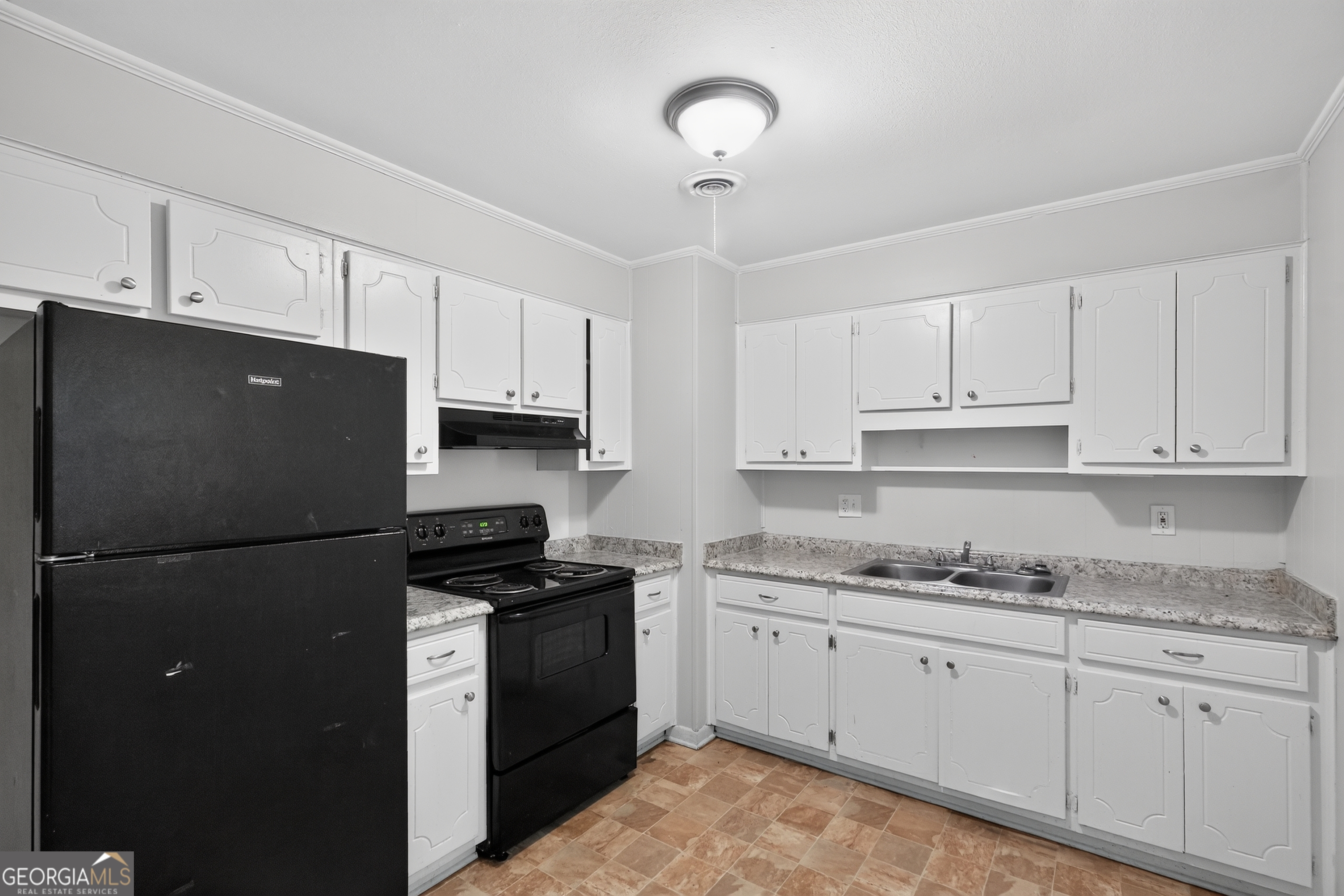 2604 Massoit Court Property Photo 14