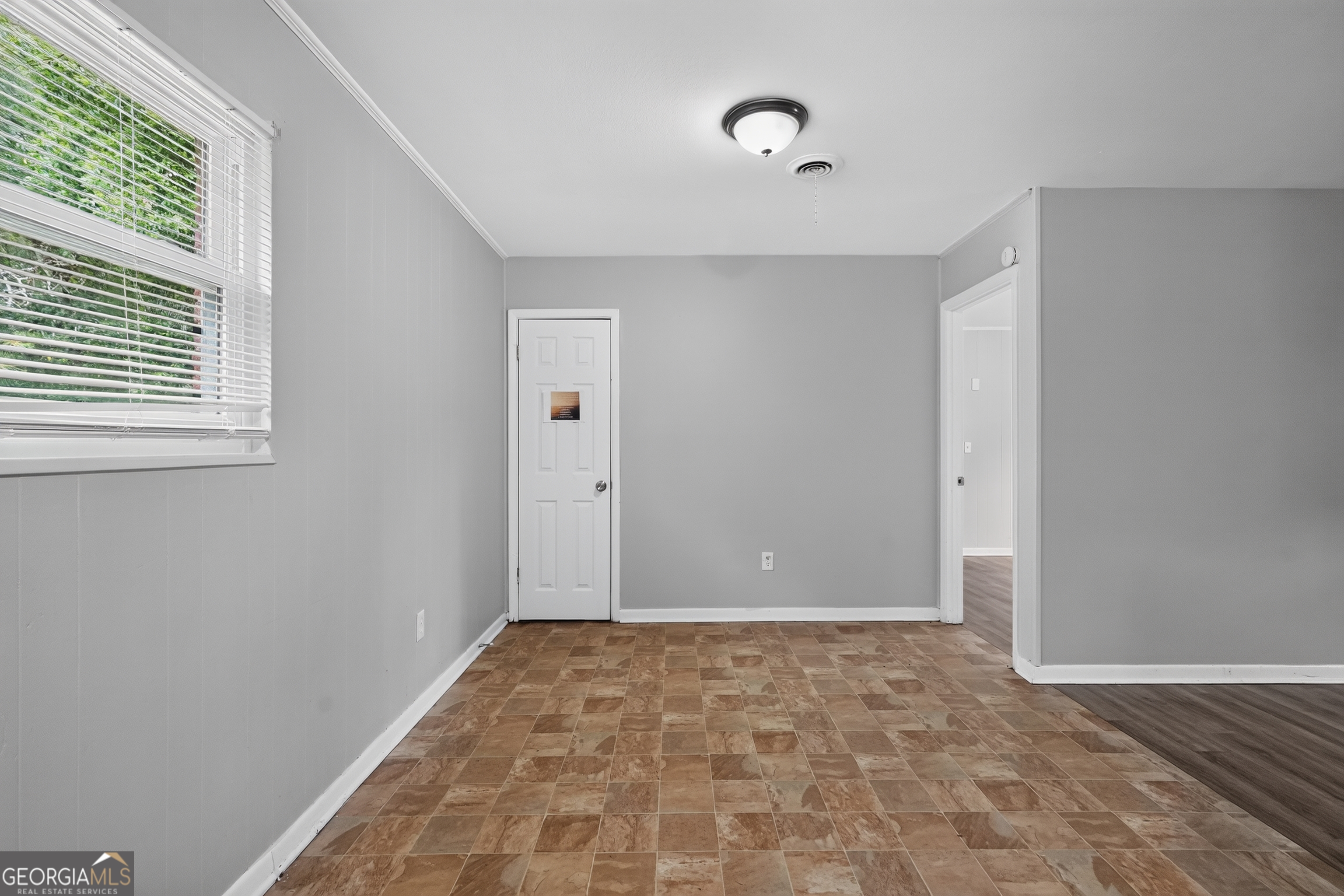 2604 Massoit Court Property Photo 17