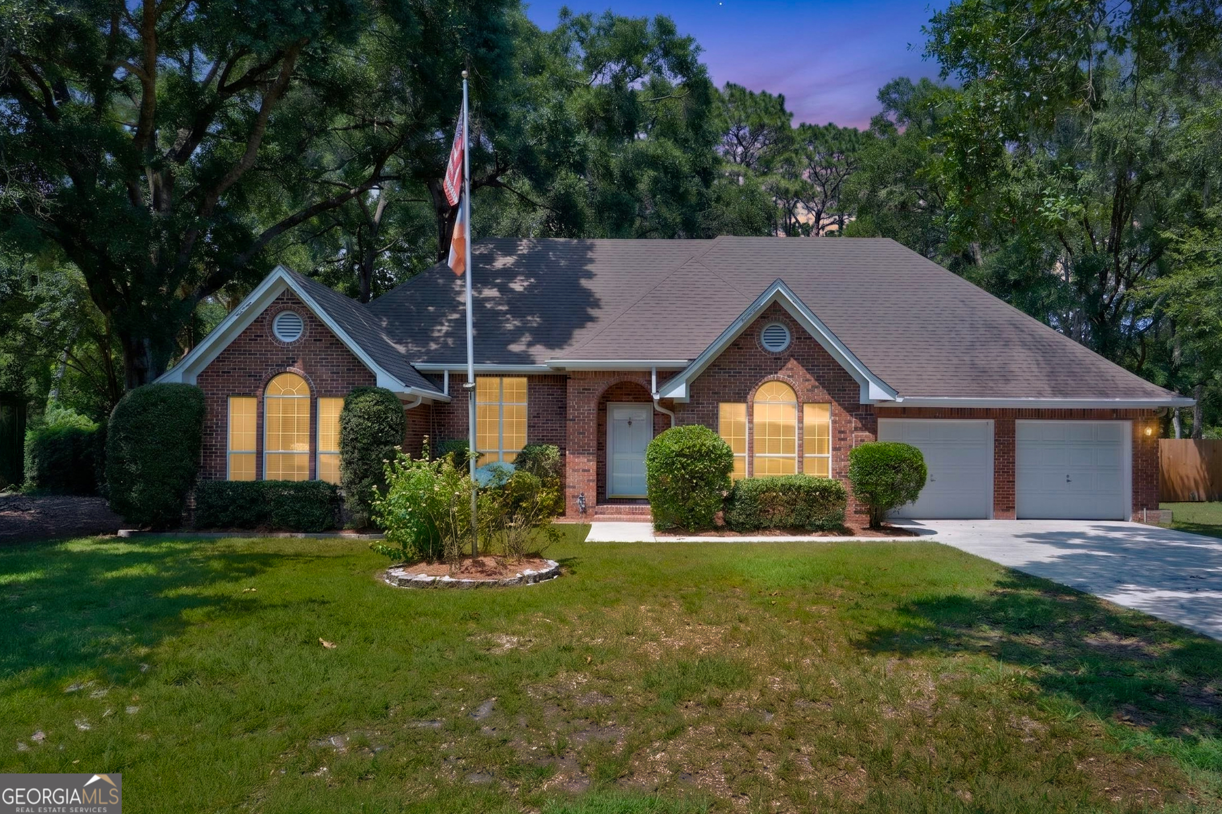 40 River Cove Court Property Photo 1